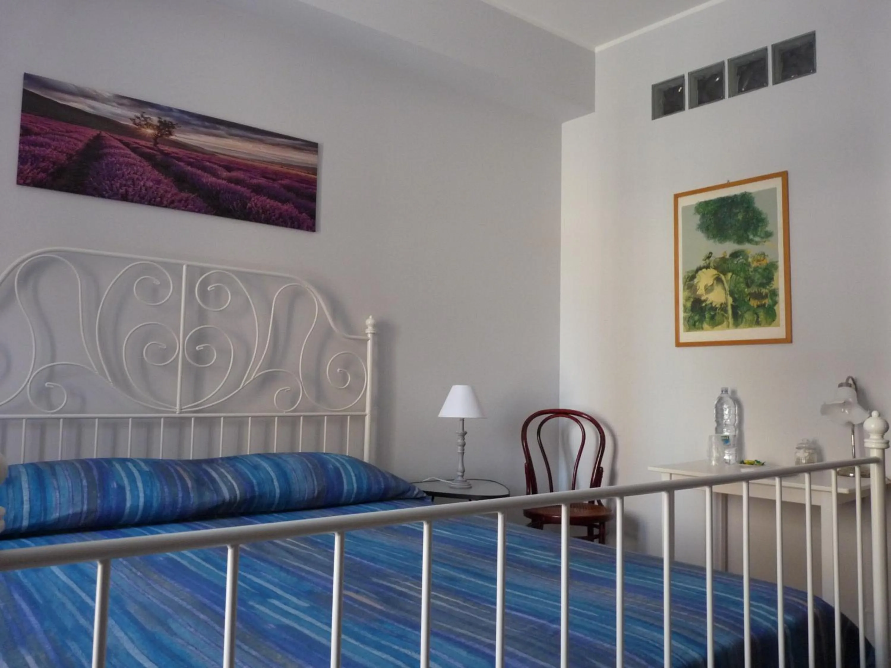 Photo of the whole room in B&B del Corso