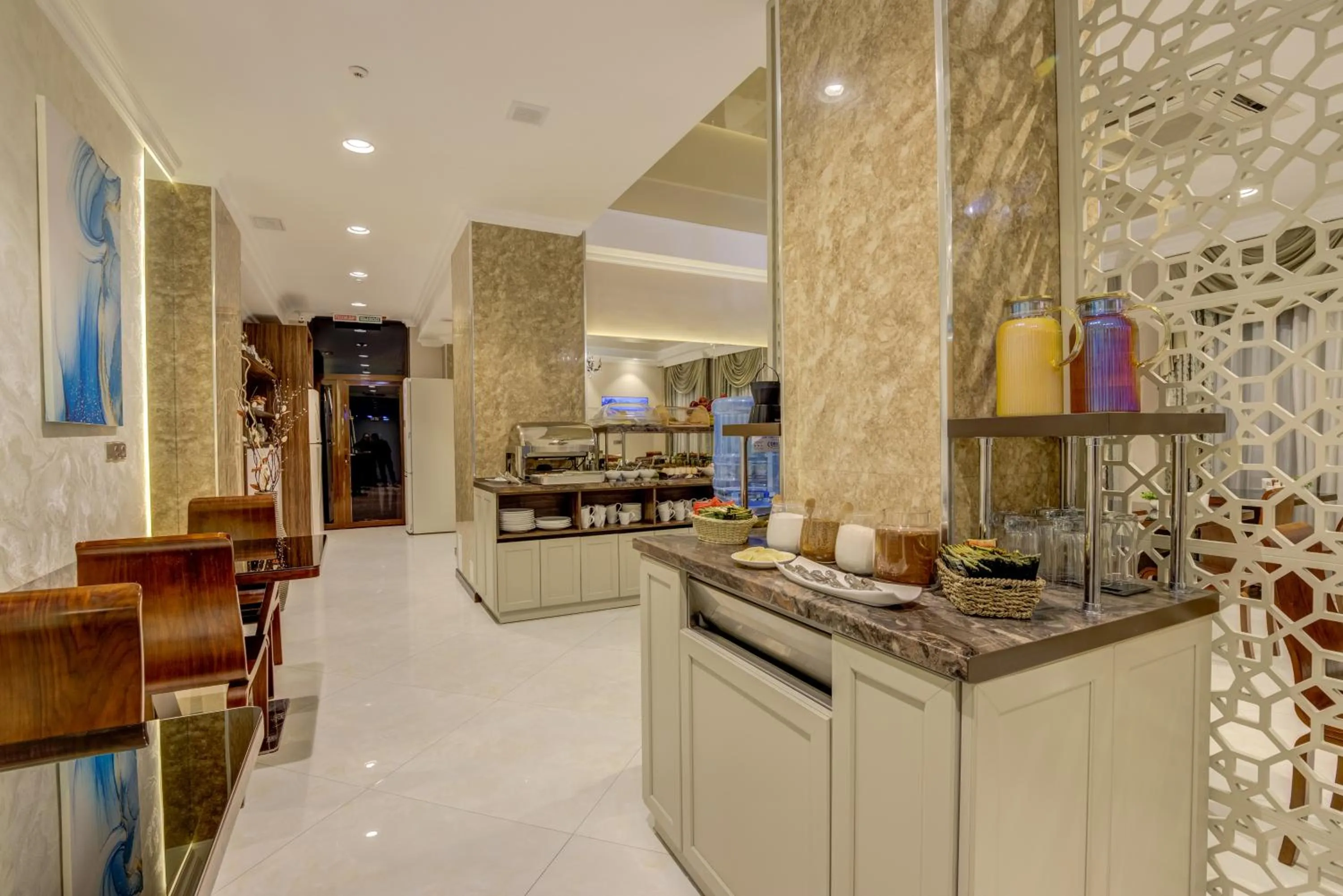 Property building in Hotel Lulu