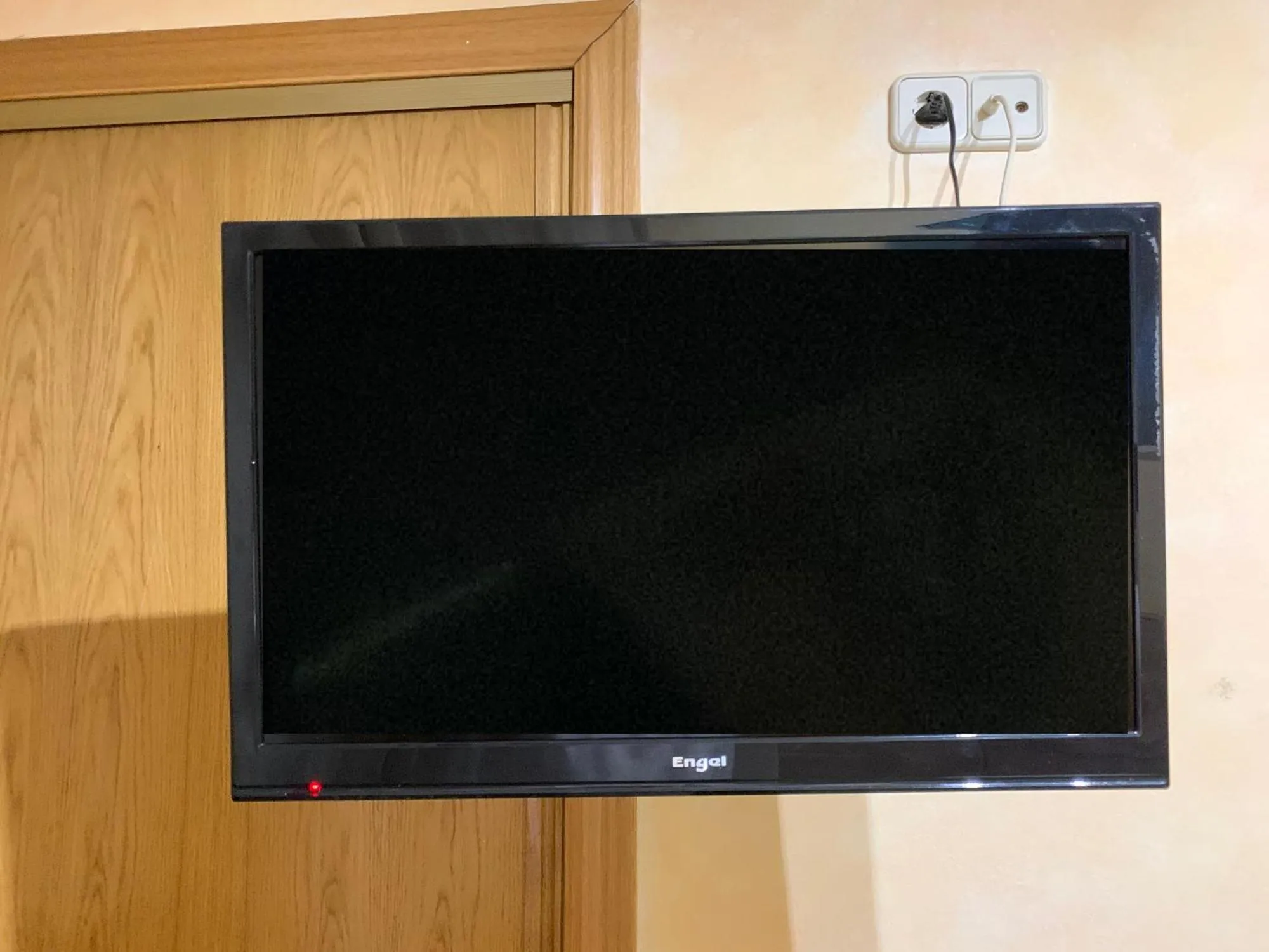 TV and multimedia in Hostal Juan XXIII