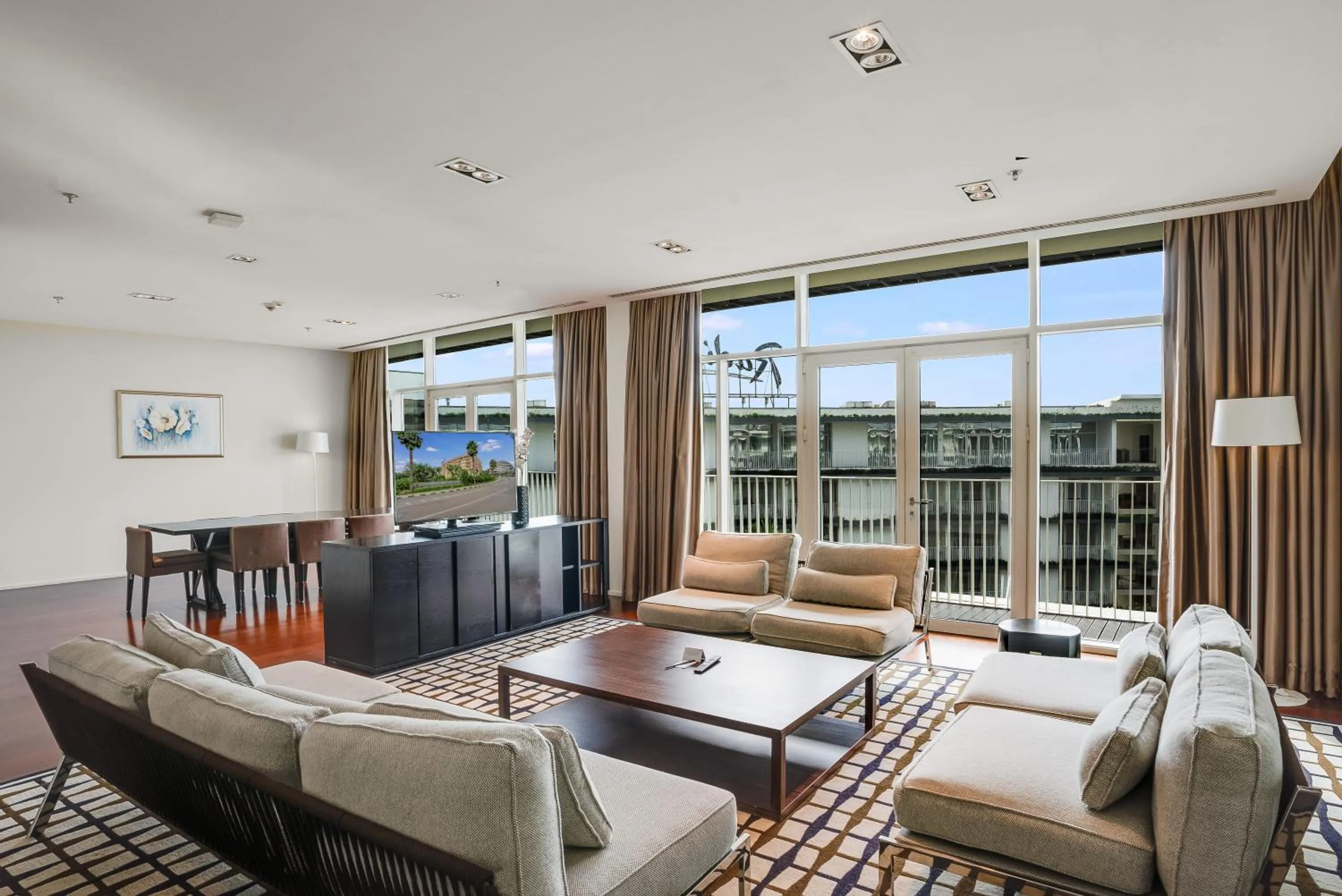 Living room in Radisson Blu Hotel & Convention Centre Kigali