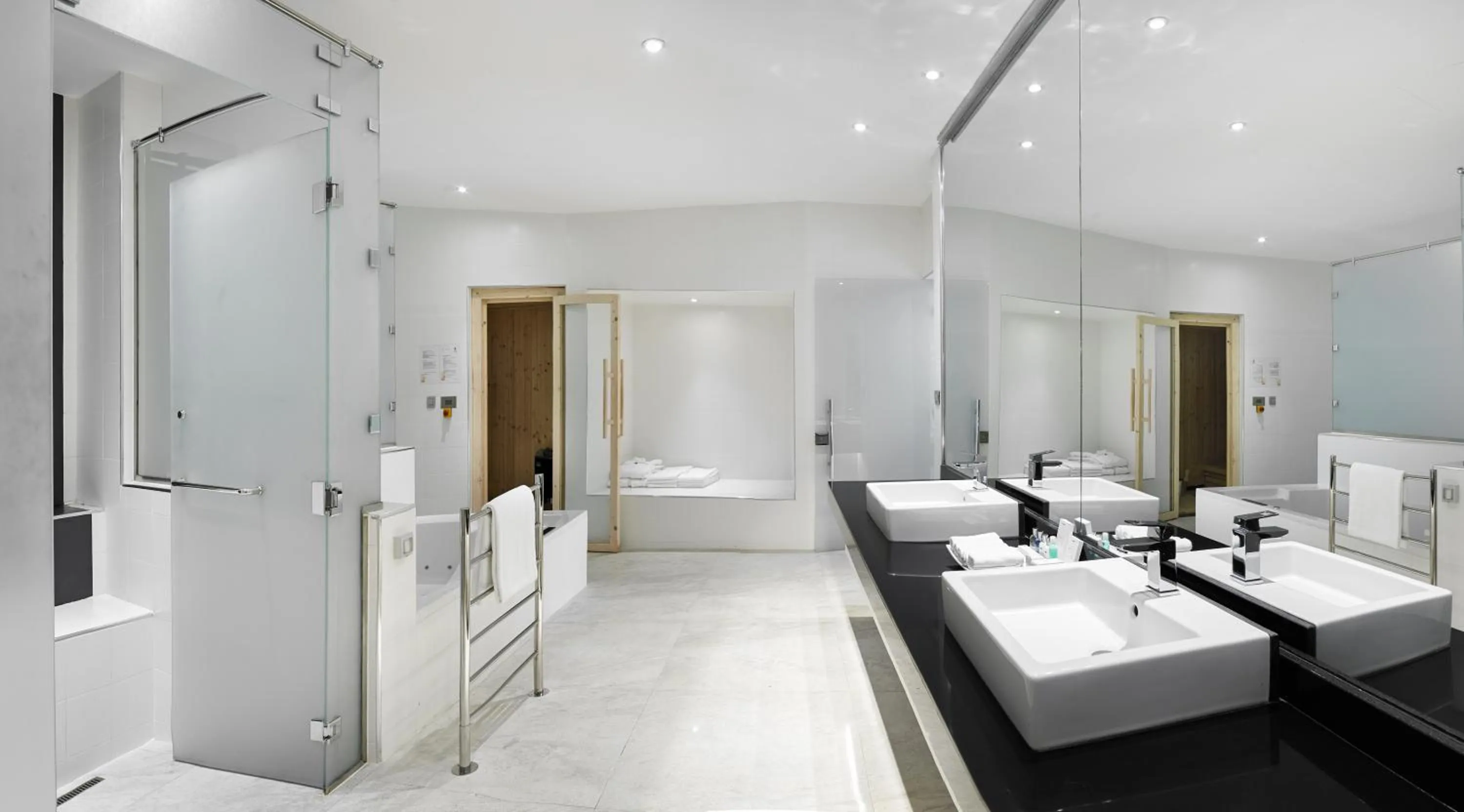 Bathroom in Radisson Blu Hotel & Convention Centre Kigali