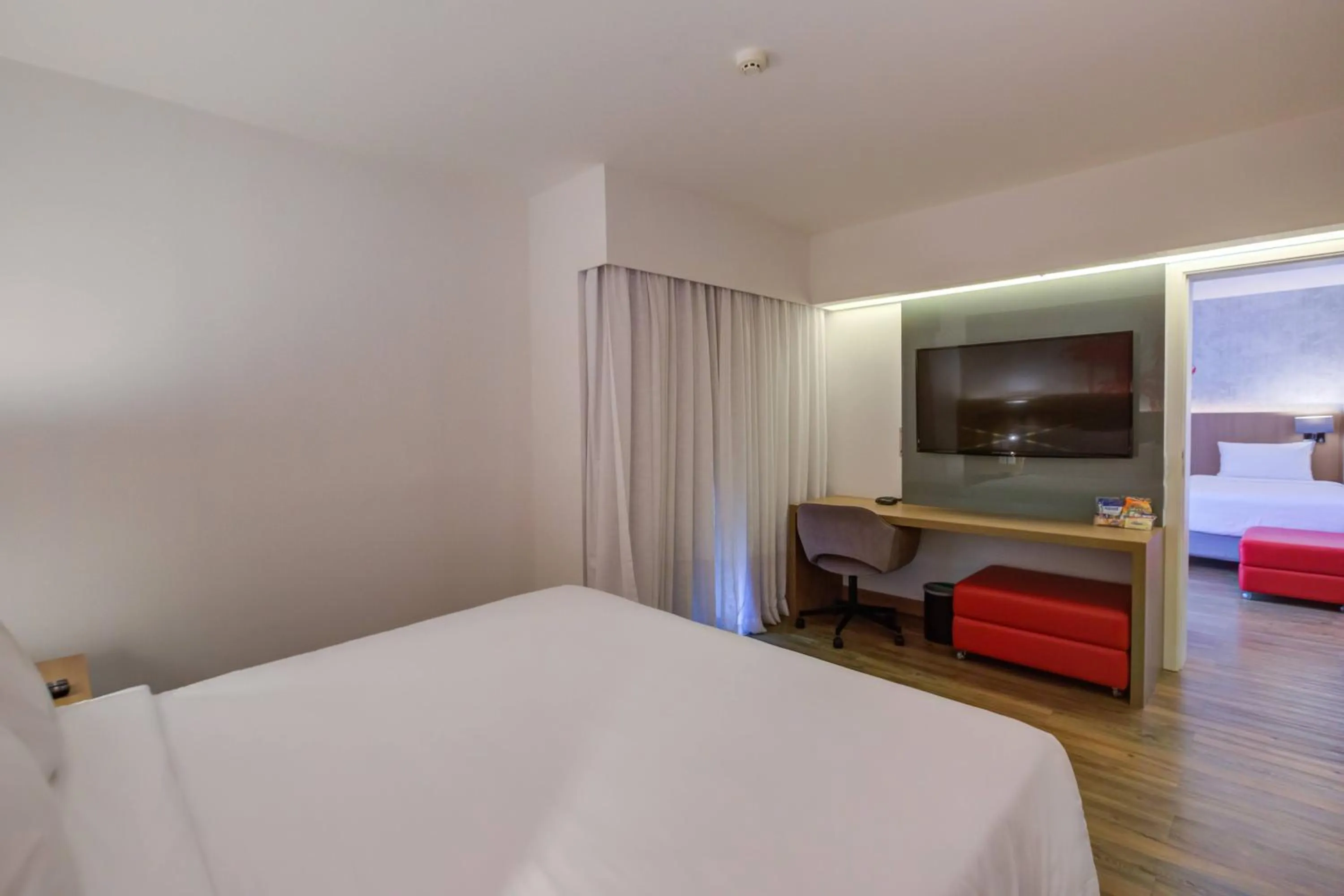 Bed in Radisson RED Campinas