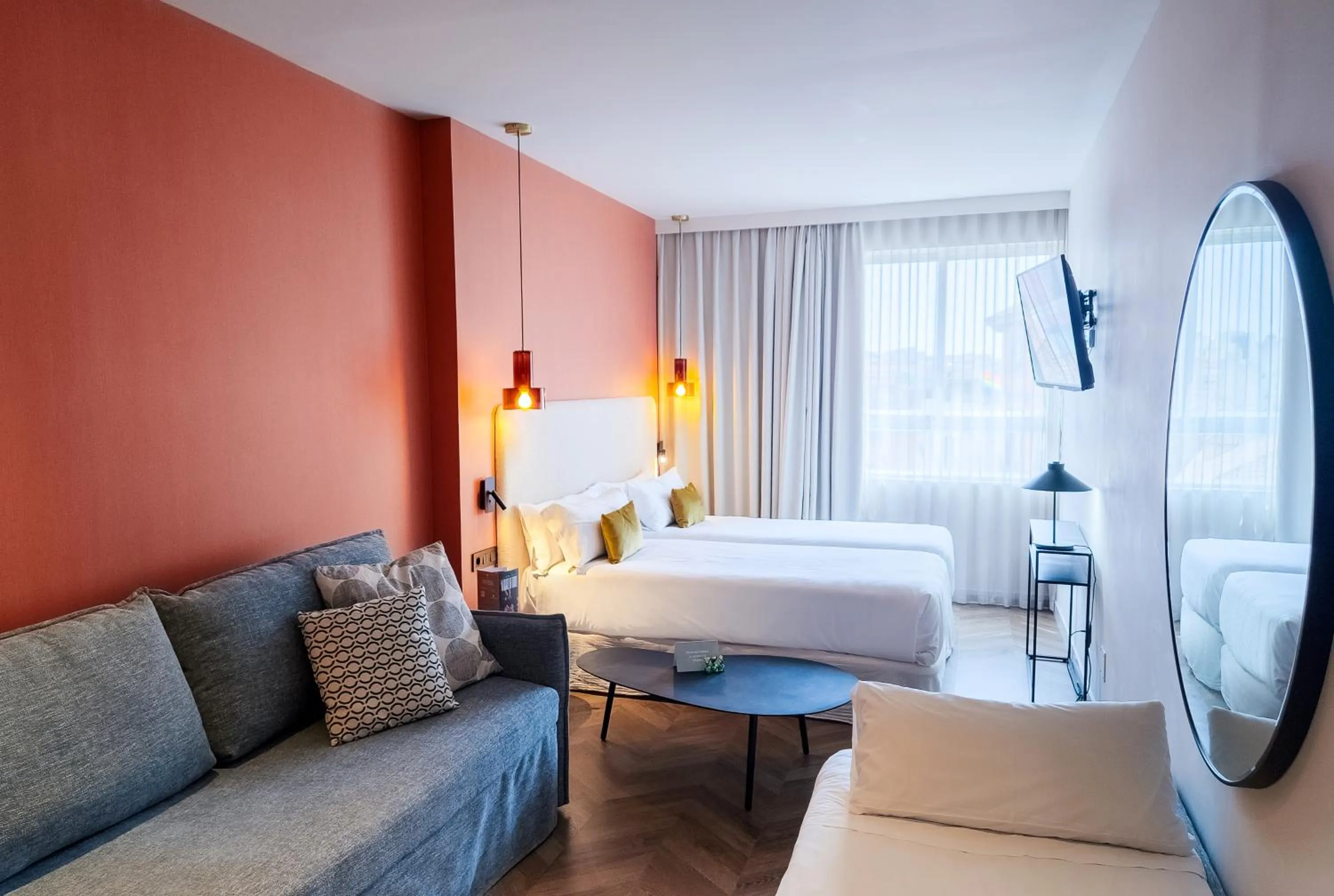 Photo of the whole room, Bed in Tribu Malasaña