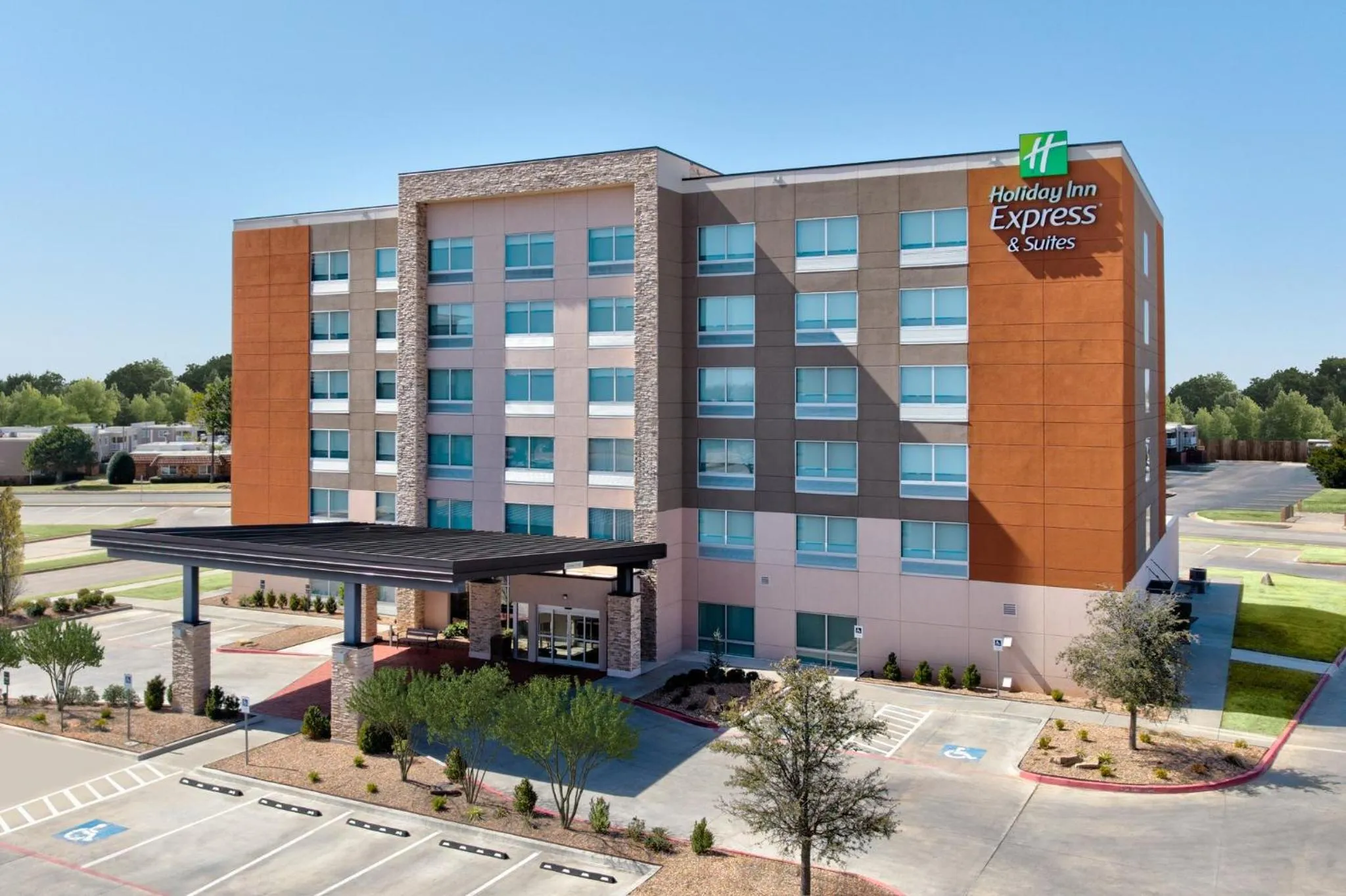Property building in Holiday Inn Express & Suites Moore by IHG