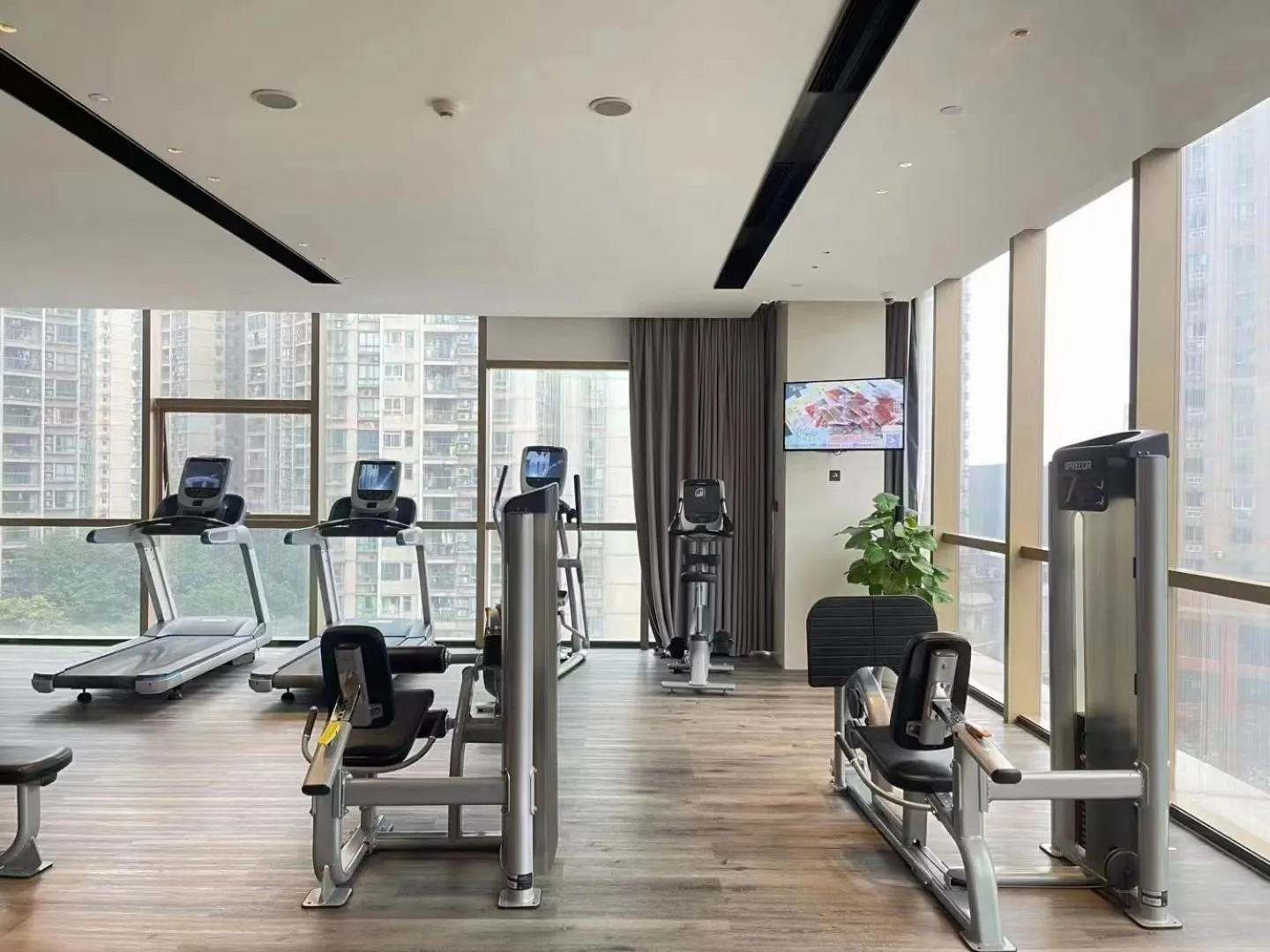 Fitness centre/facilities in DoubleTree by Hilton Chongqing - Nan'an