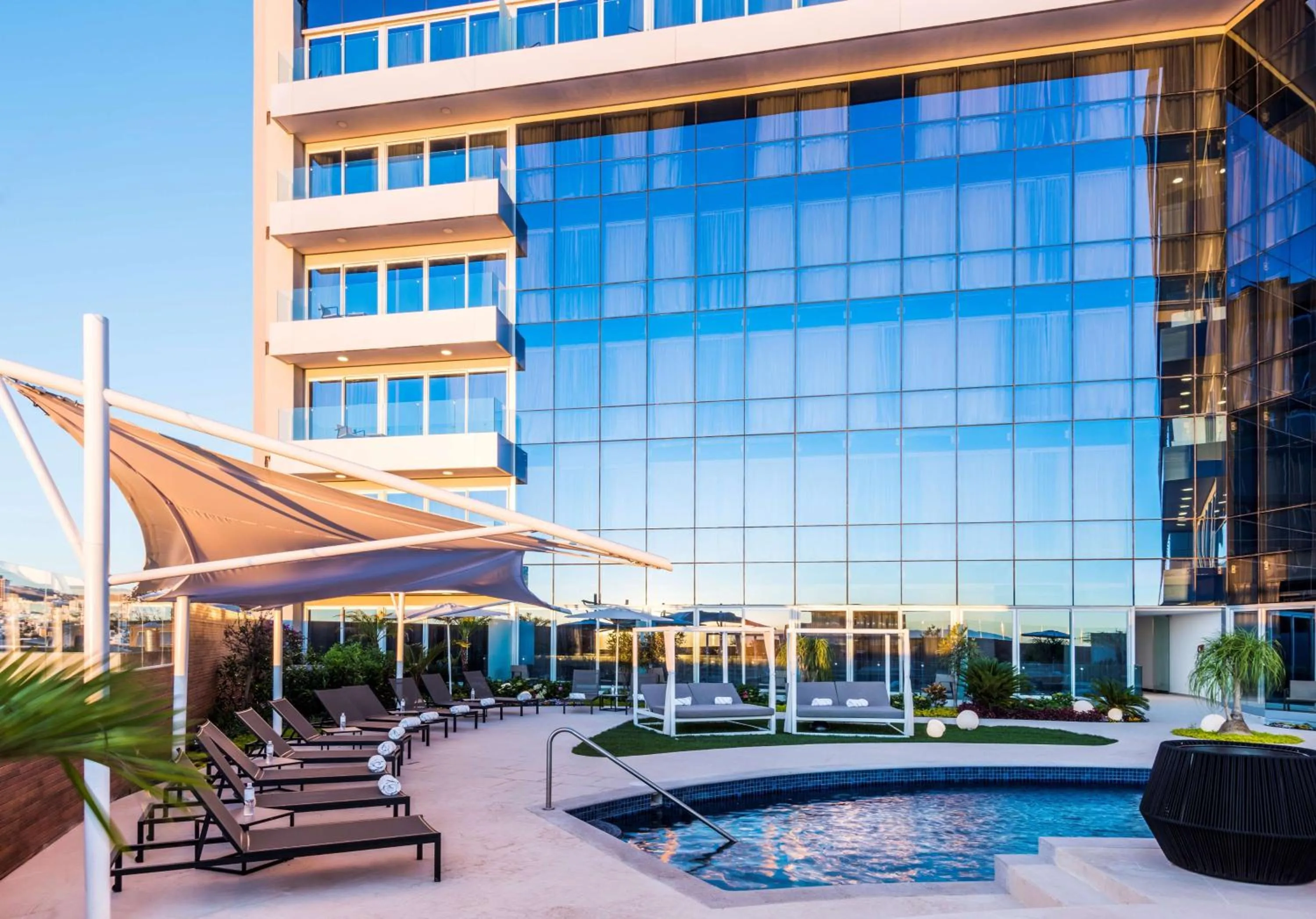Swimming pool in Hyatt Regency San Luis Potosi