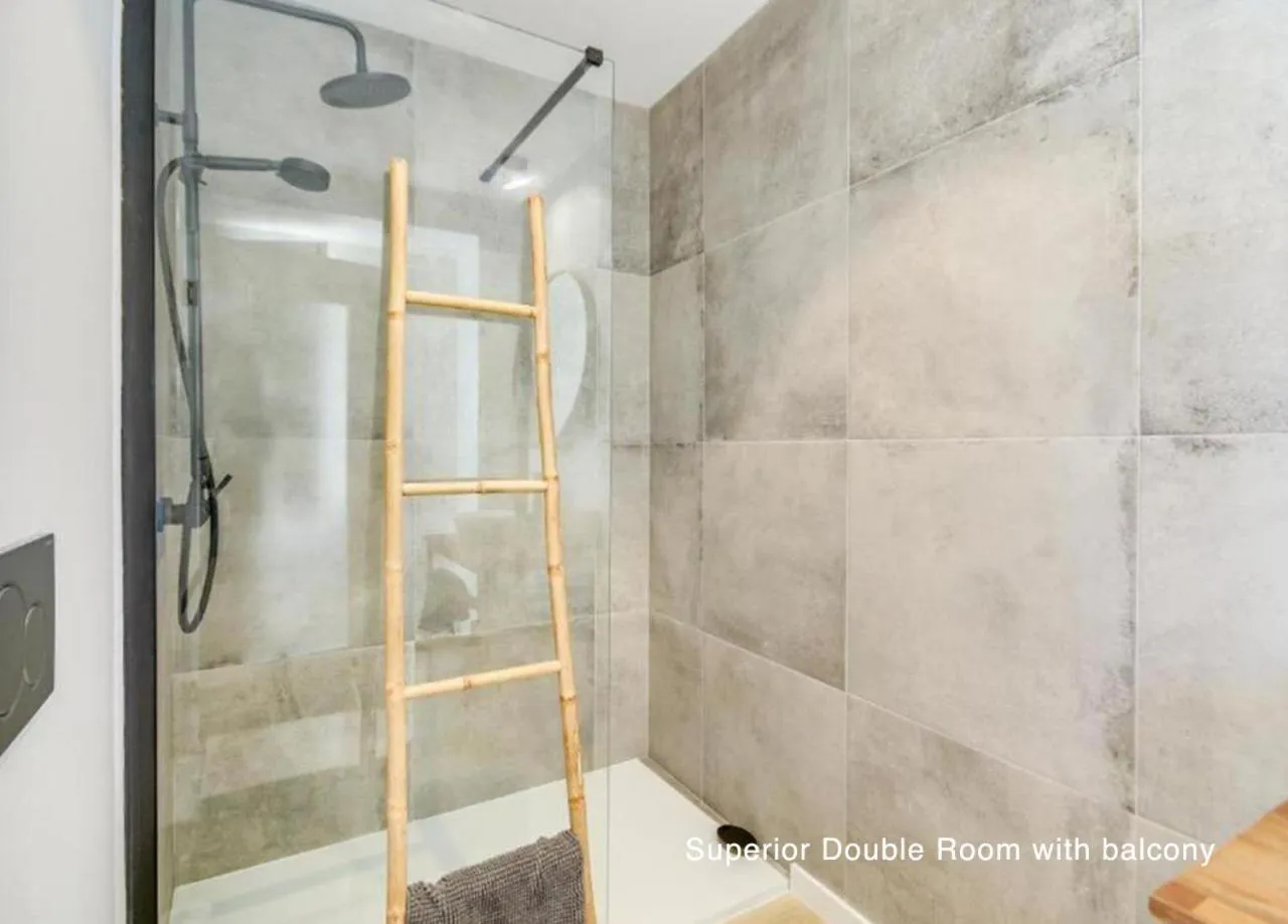 Bathroom in Bairro House Lisbon Charming Suites