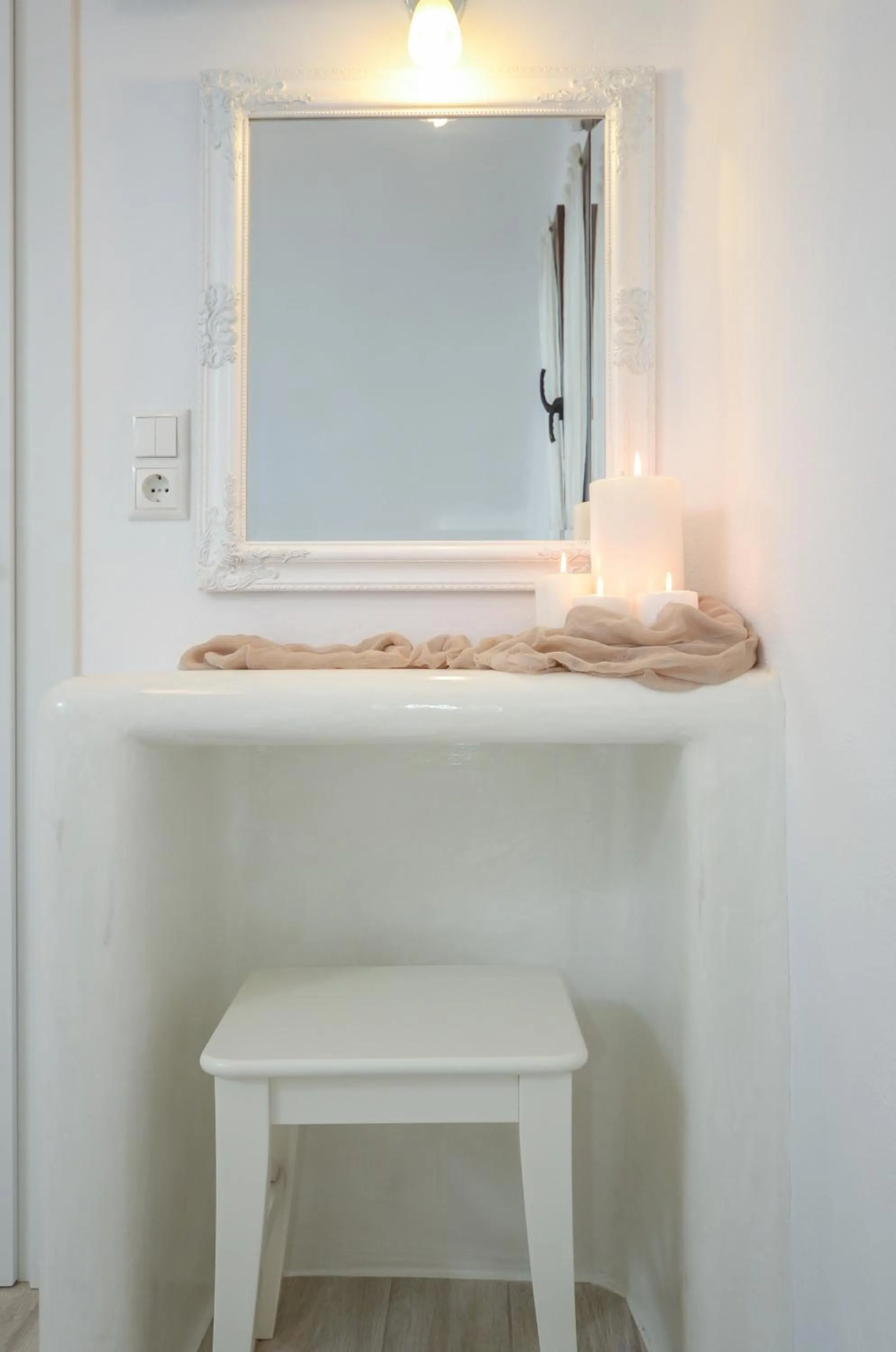 Decorative detail in Villa Kastraki