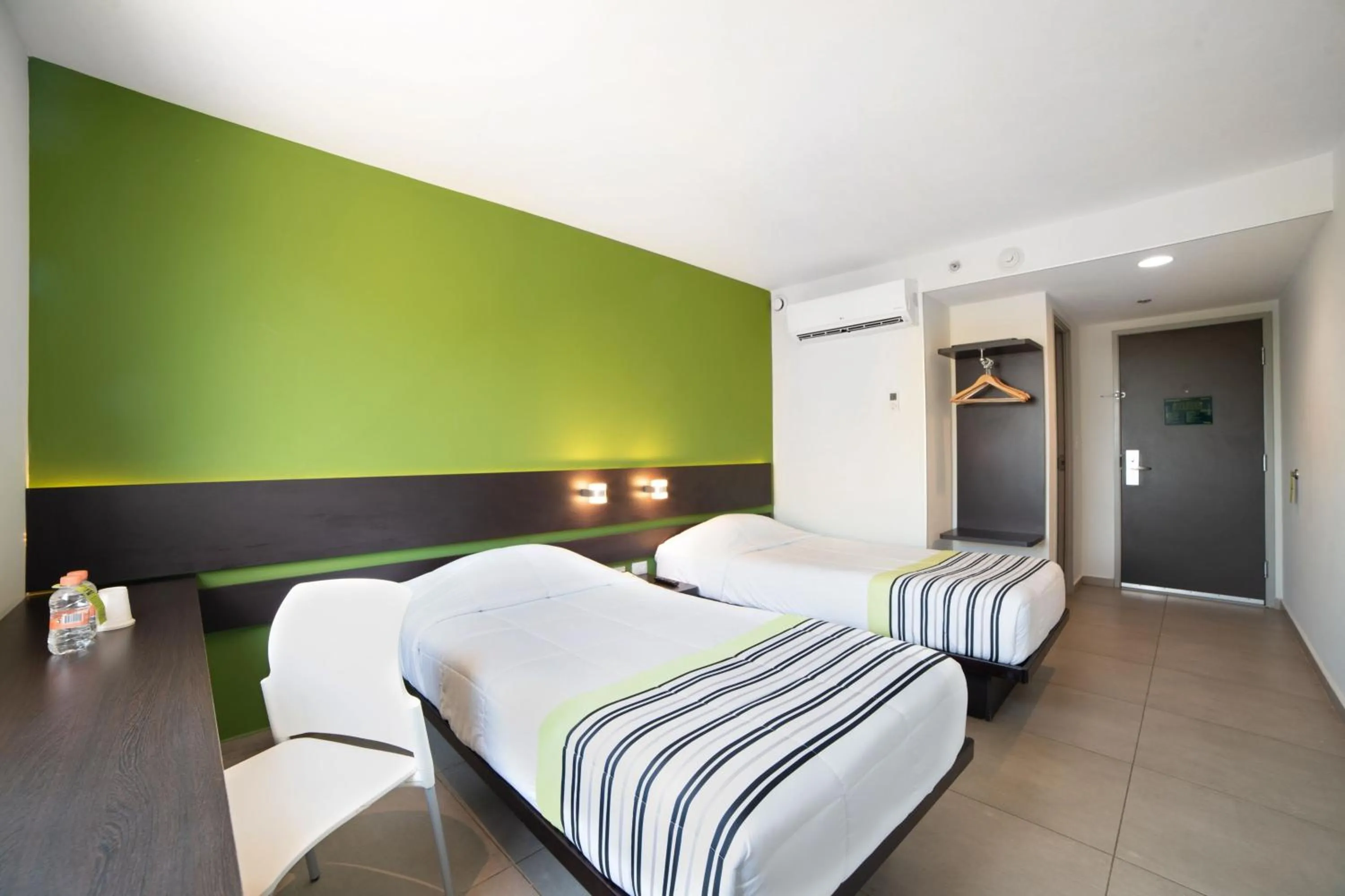 Bedroom, Bed in City Express Junior by Marriott Toluca Zona Industrial