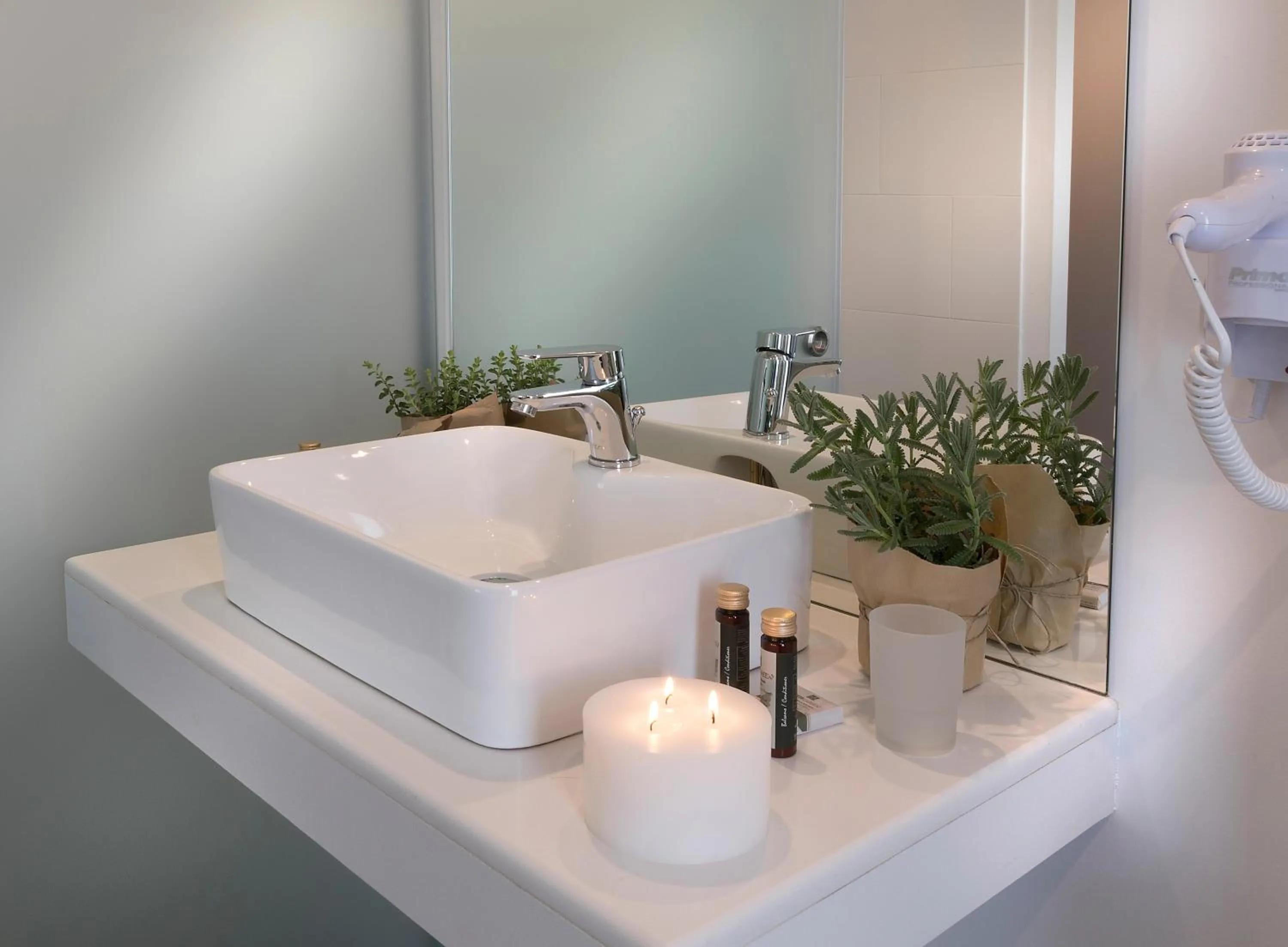 Bathroom in Carolina Hotel since 1934