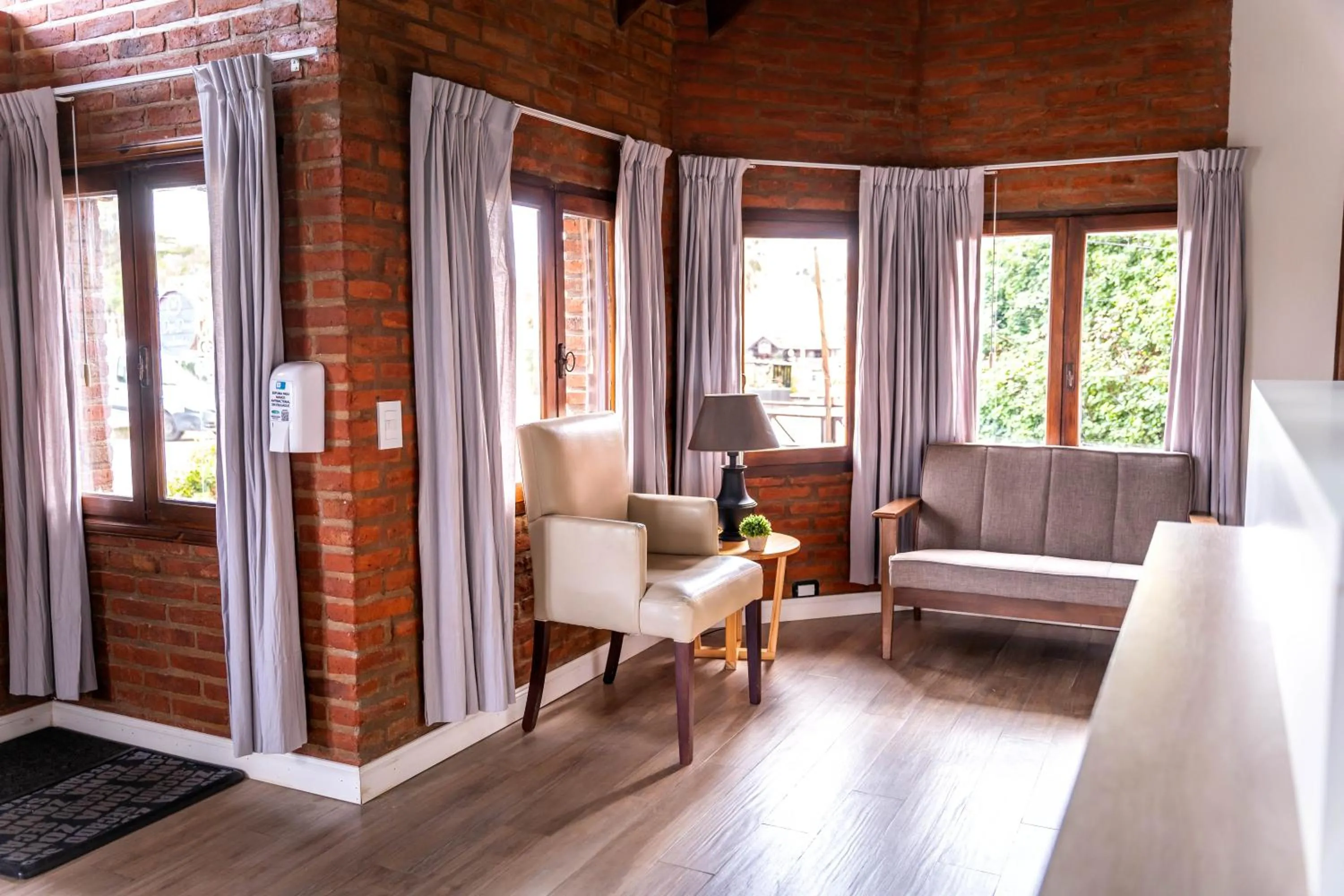 Lobby or reception, Bed in O2 Hotel Valeria del Mar