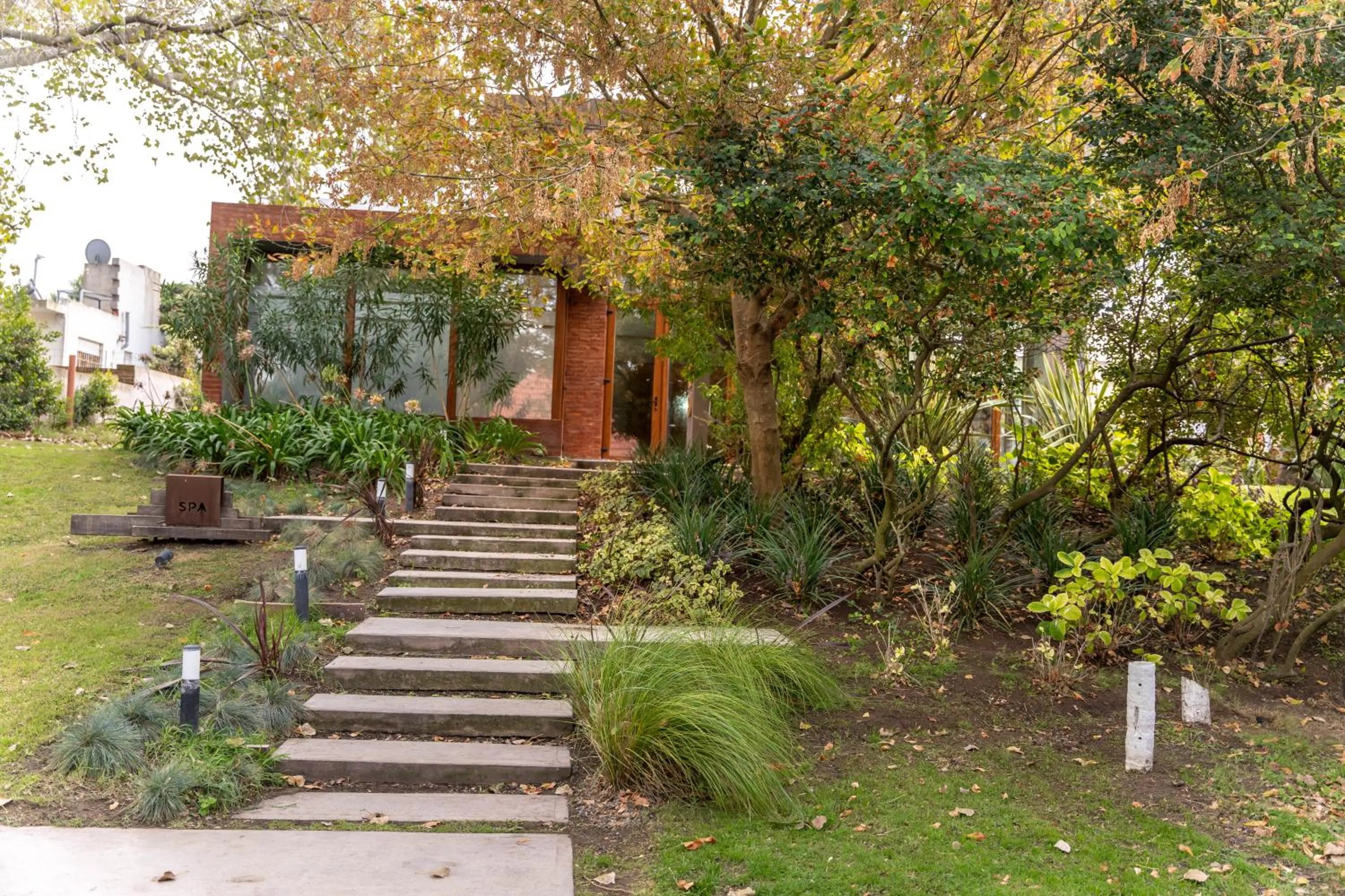 Garden view in O2 Hotel Valeria del Mar