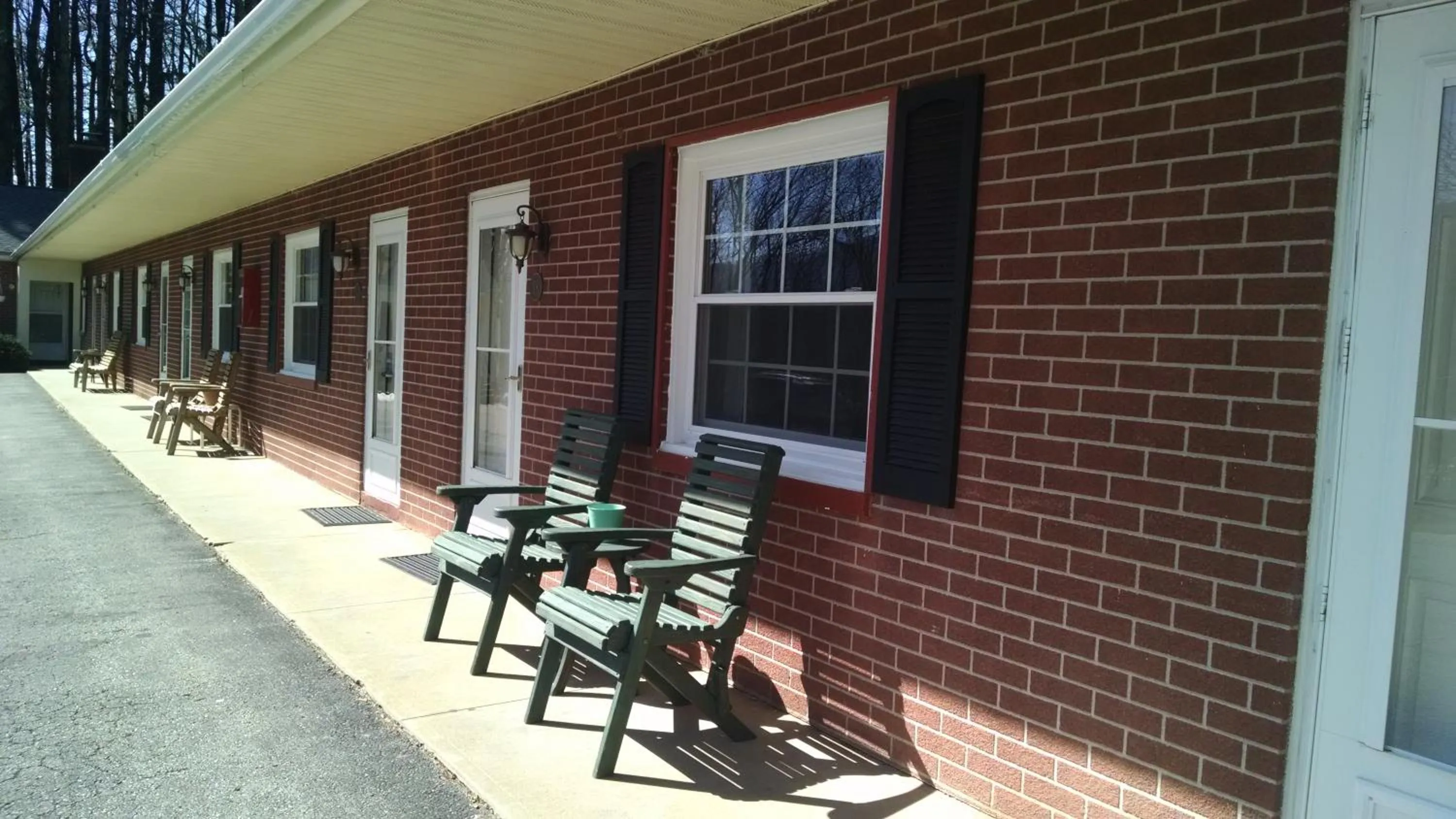 Property building in Roseloe Motel