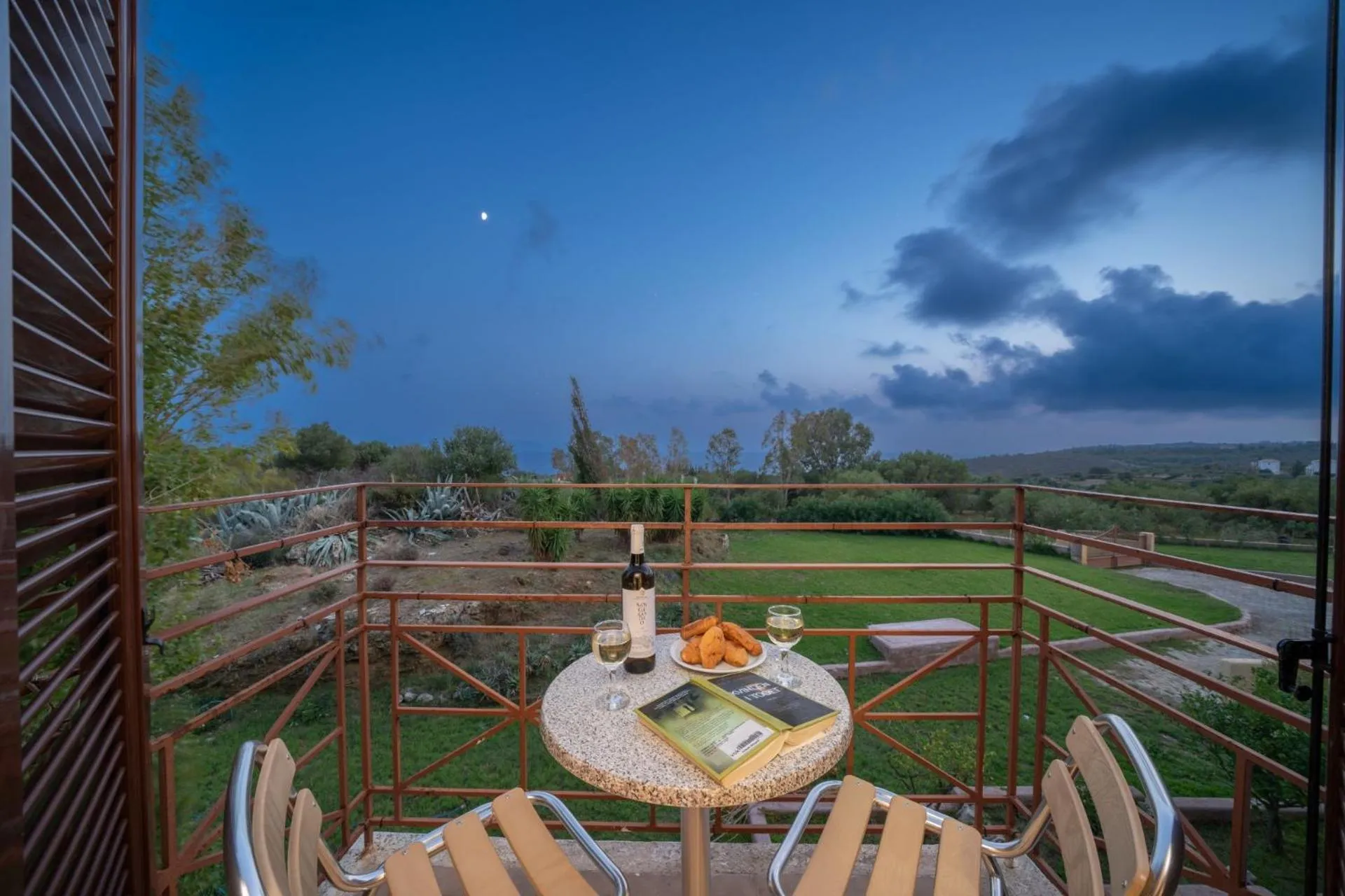 Karavados Beach Hotel