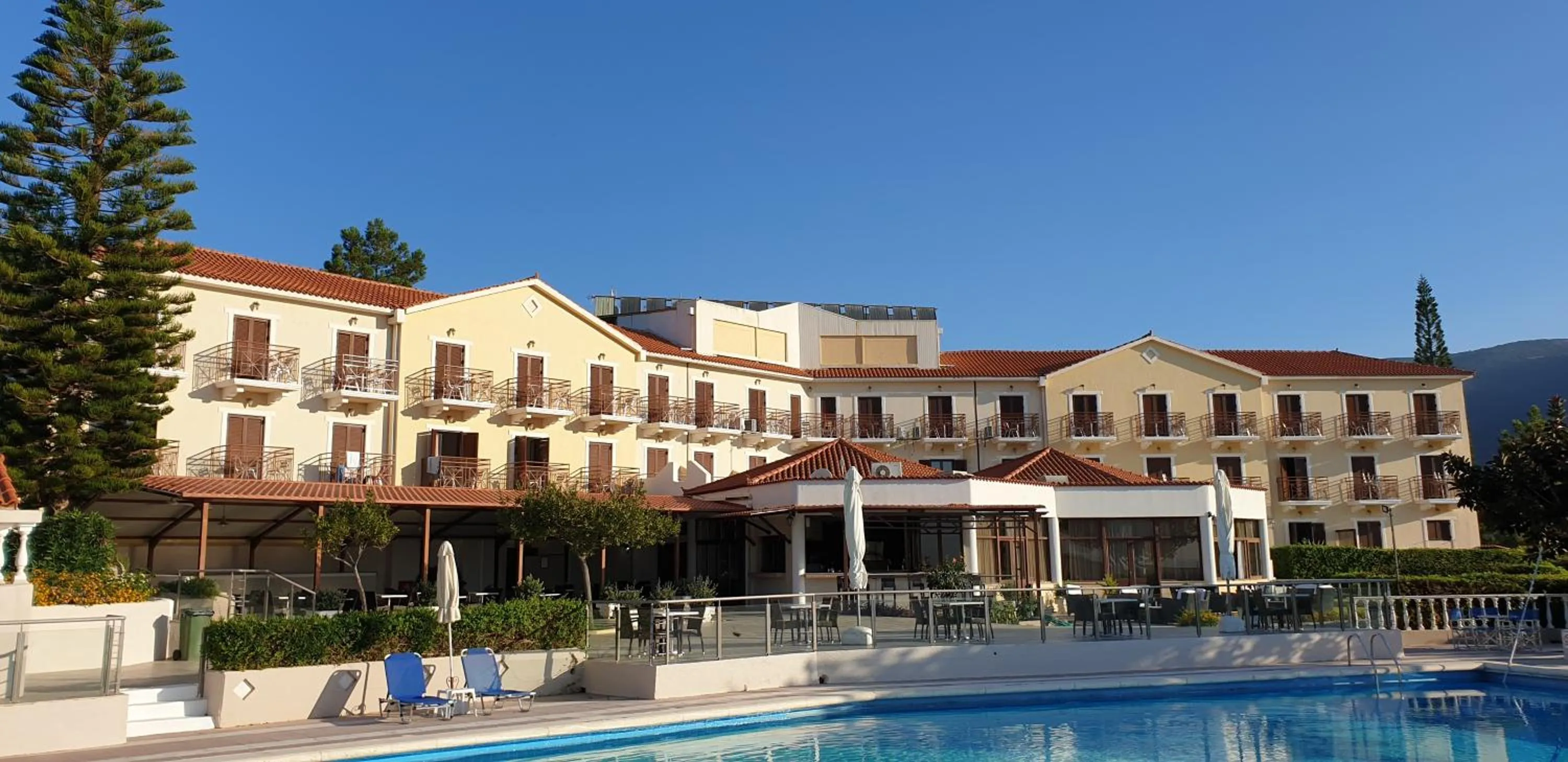 Karavados Beach Hotel