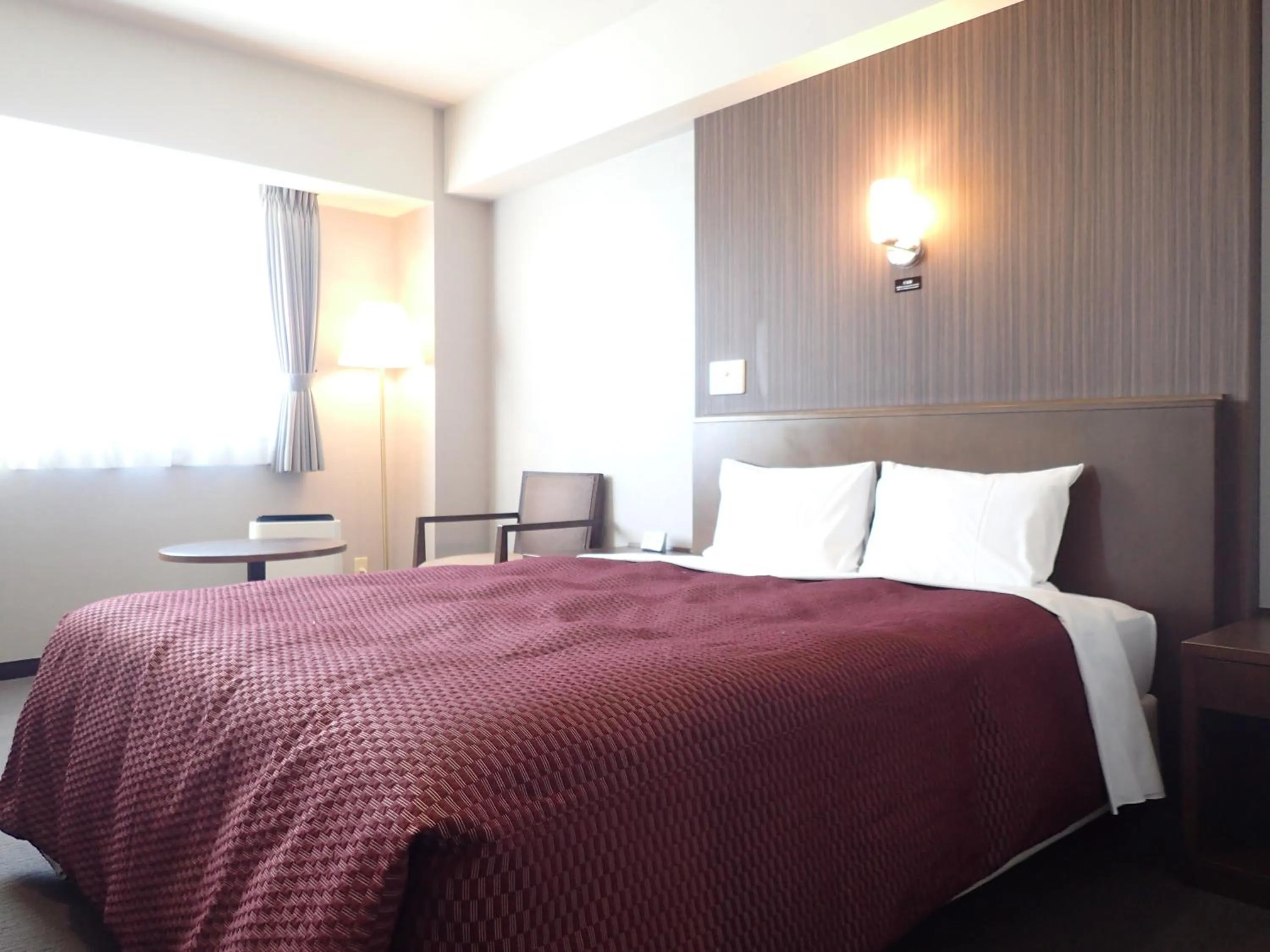 Bed in Castle Inn Toyokawa