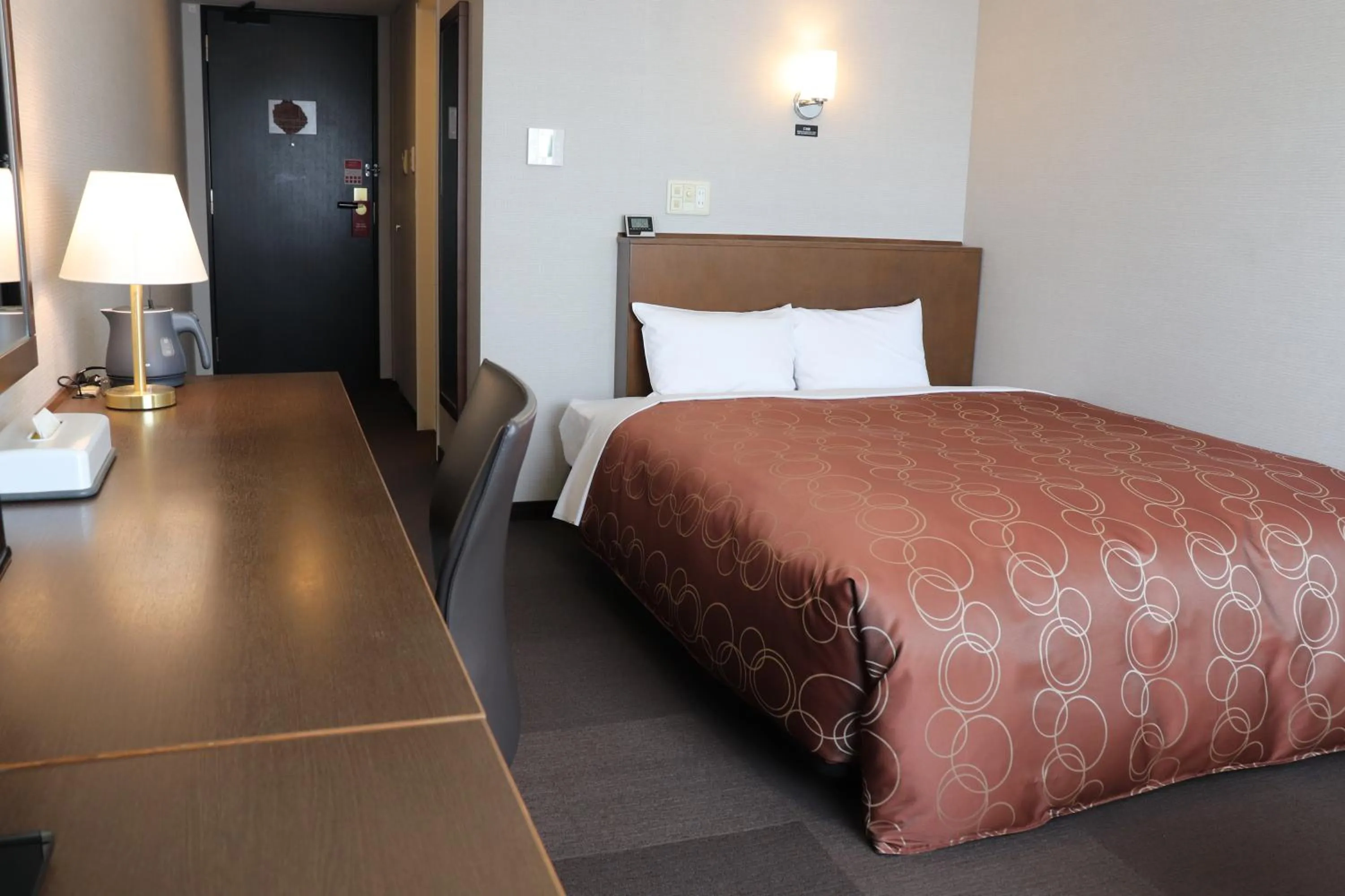 Bed in Castle Inn Toyokawa