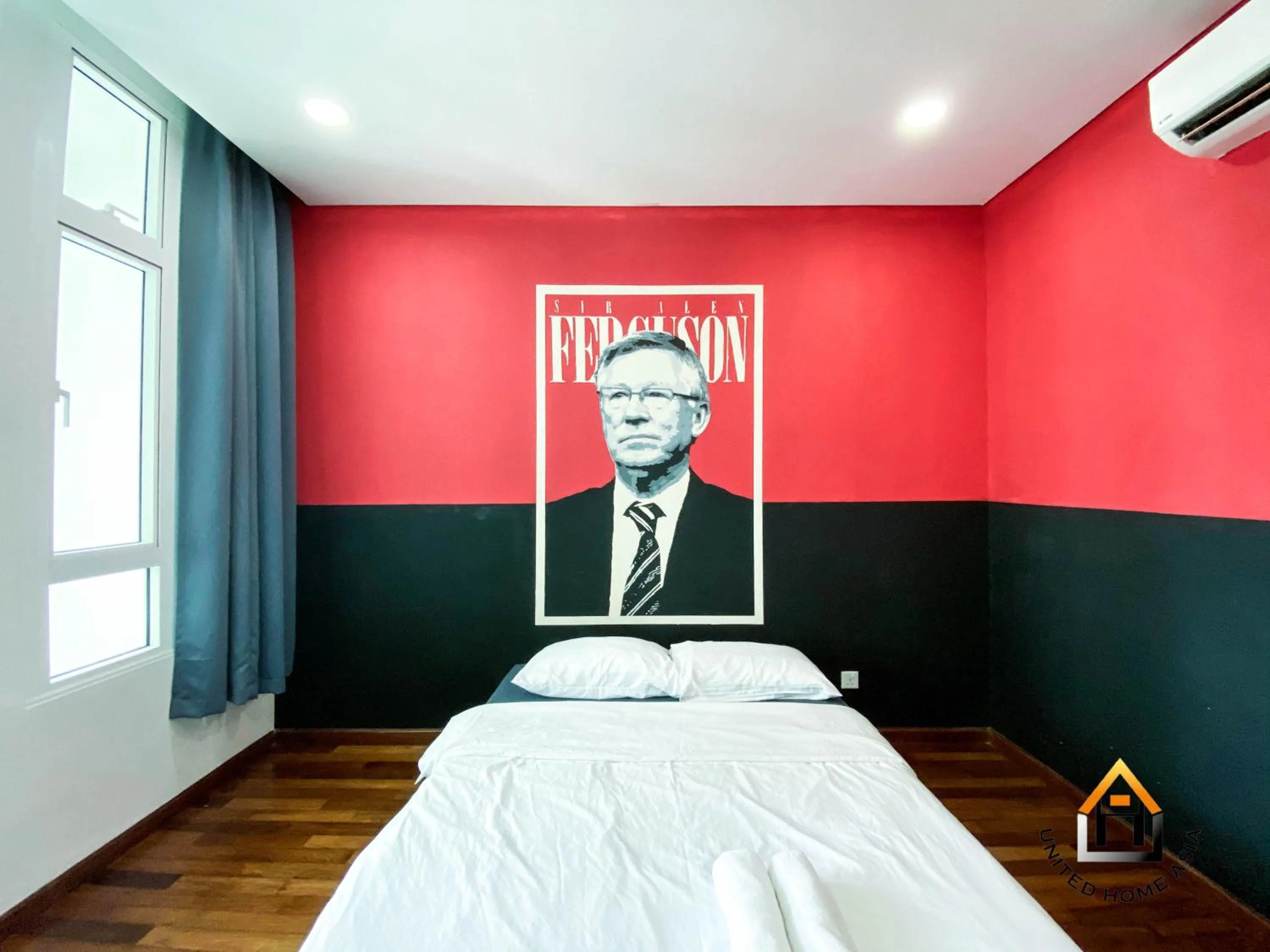Bedroom, Bed in Holi 1Medini Themed Suites