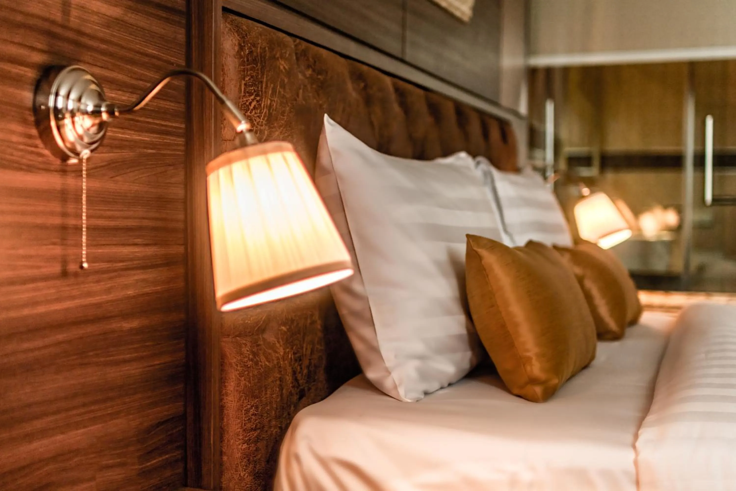 Bed in Gallery Design - SHA Extra Plus