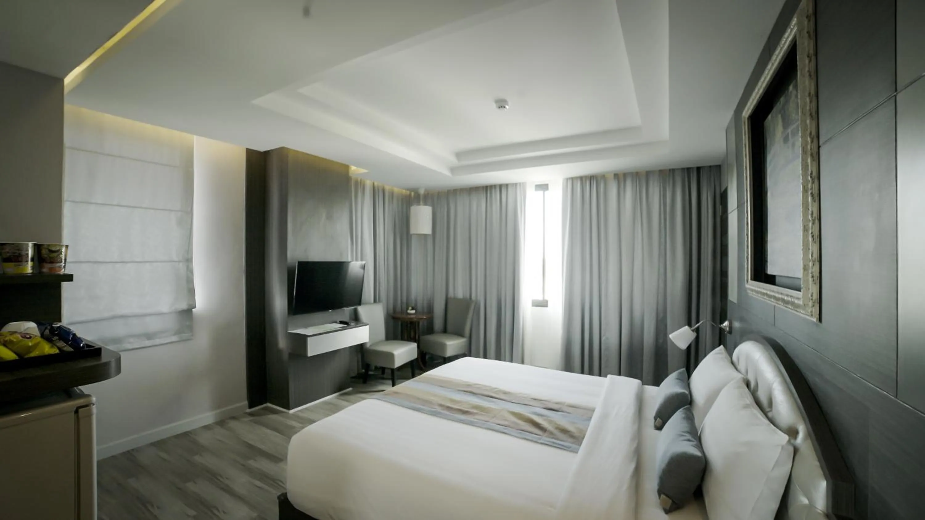 Bed in Gallery Design - SHA Extra Plus