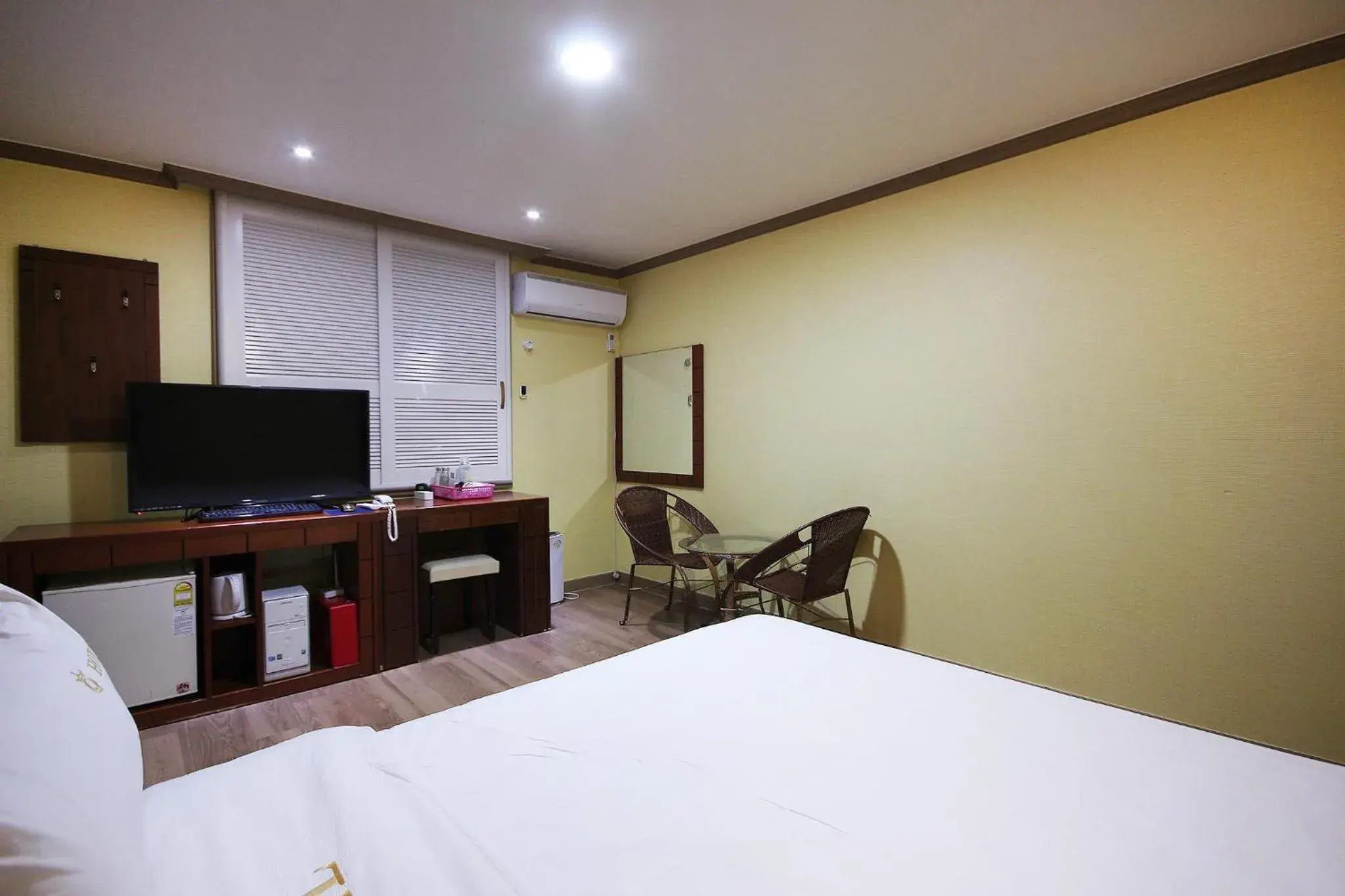 Double Room in Happy Q Motel Double Room in Happy Q Motel