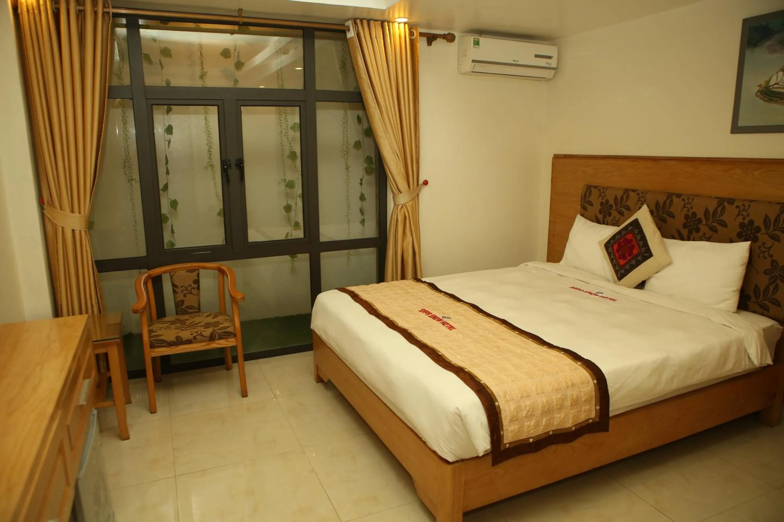 Bed in Sapa Snow Hotel