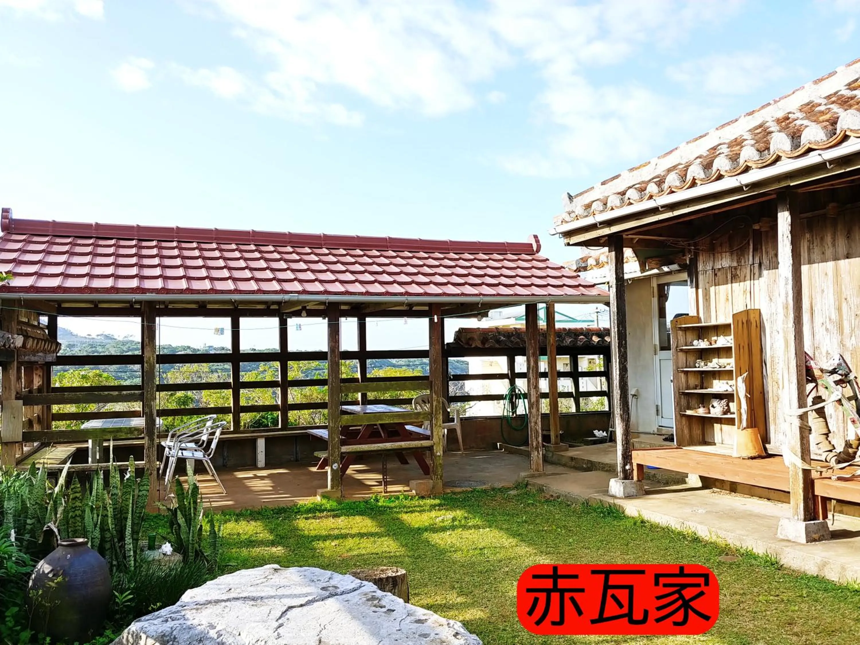 BBQ facilities in Cottage Canac