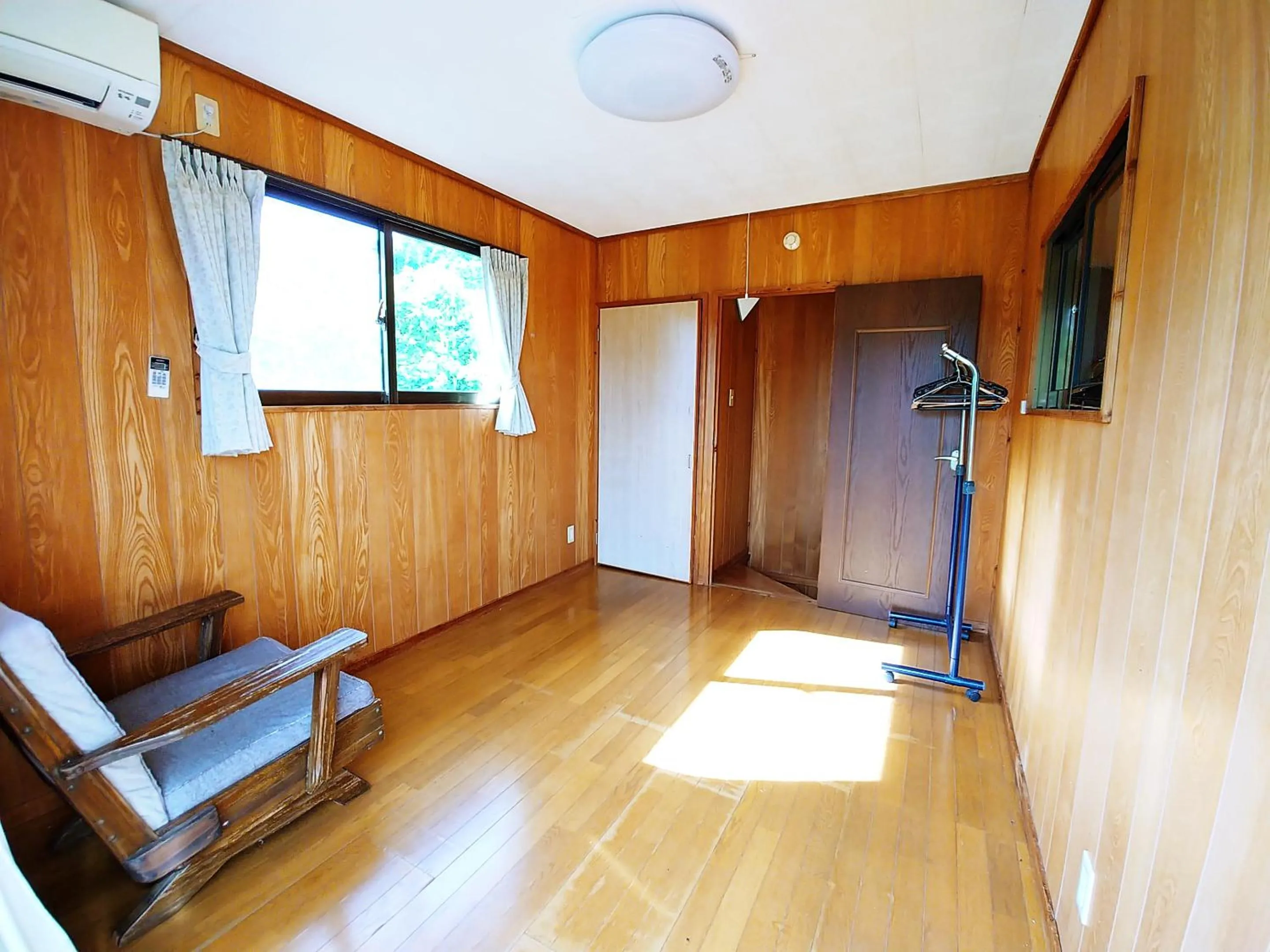 Photo of the whole room in Cottage Canac