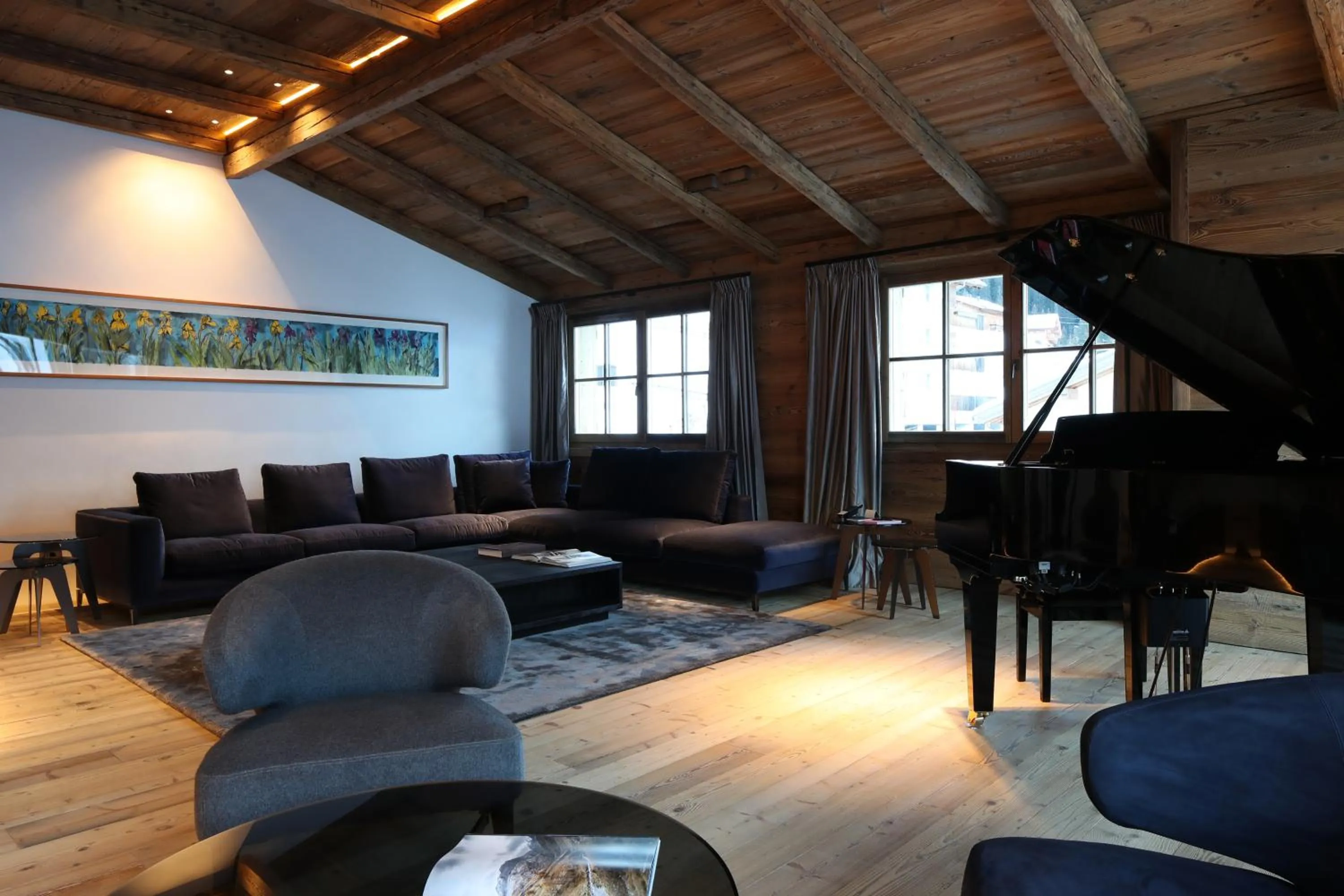 Library in SEVERIN*S – The Alpine Retreat