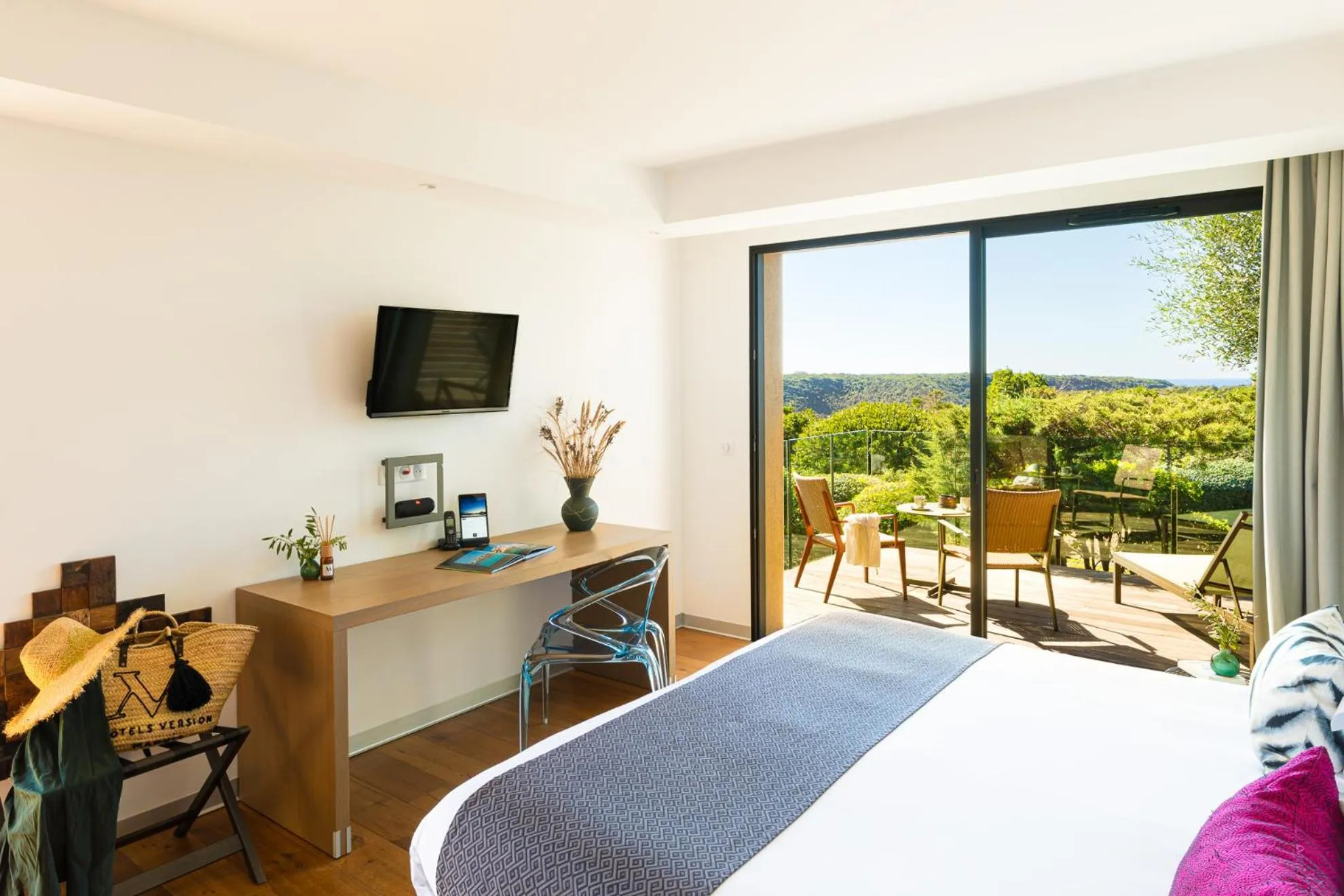 Bedroom, Bed in Hôtel & Spa Version Maquis Citadelle