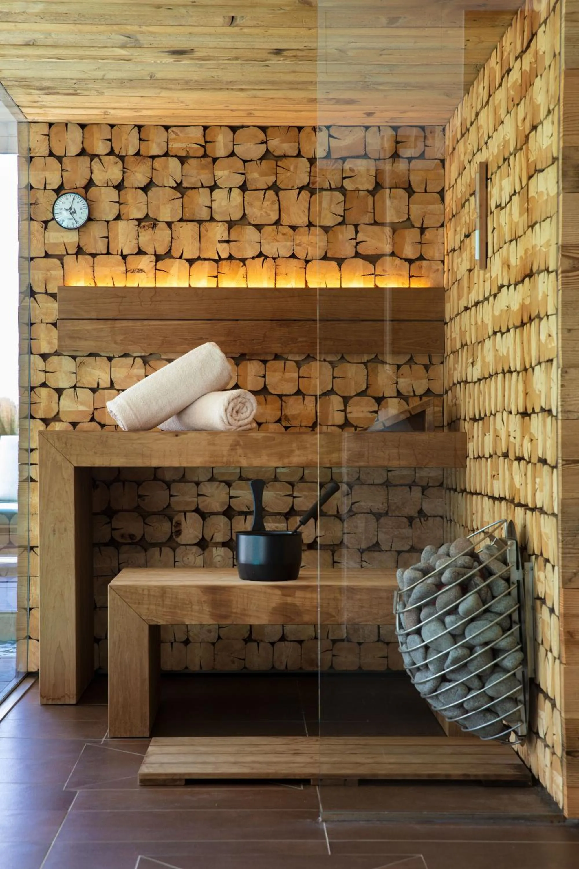 Sauna in Hôtel & Spa Version Maquis Citadelle