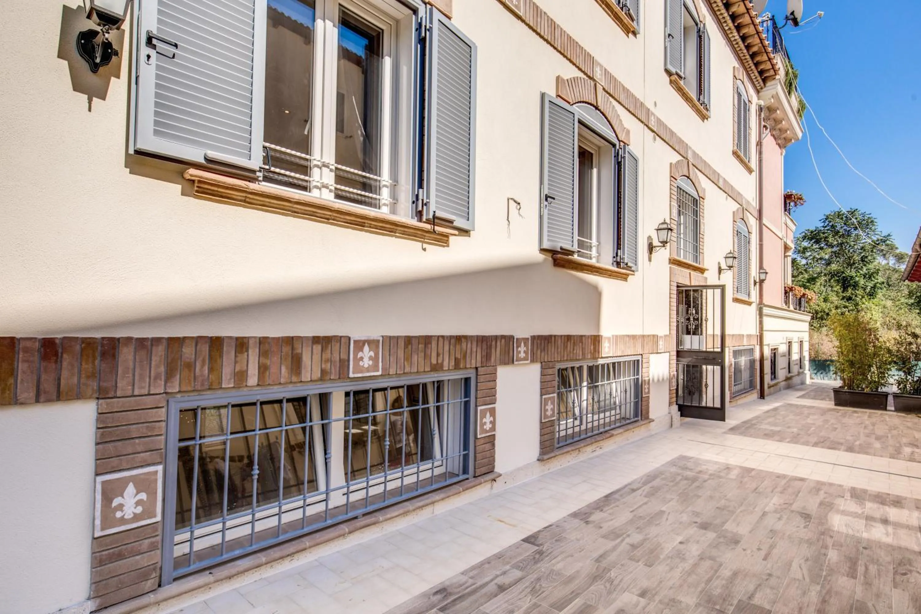 Property building in The Bricks Rome