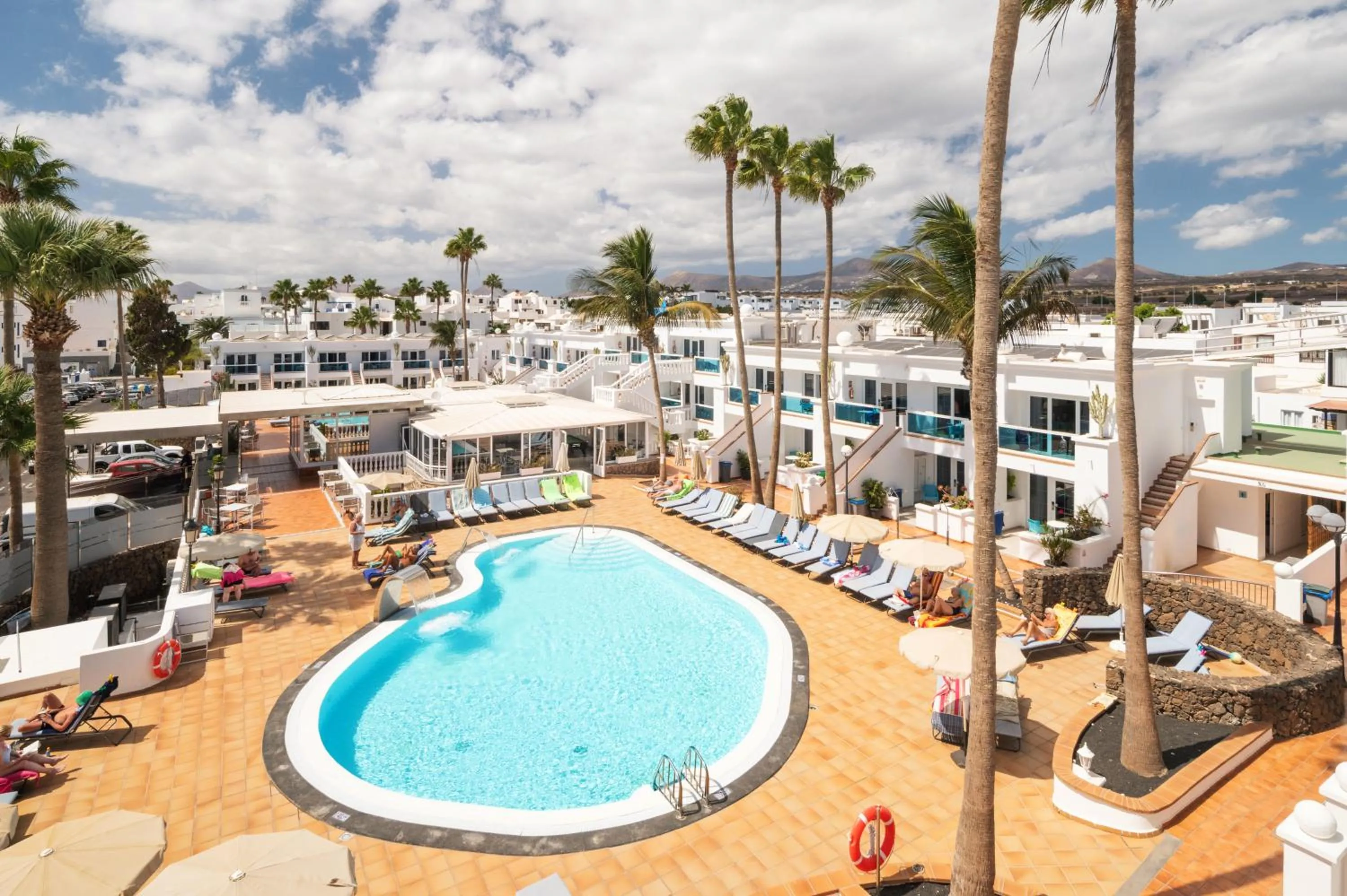 Bird's eye view in Suite Hotel Montana Club