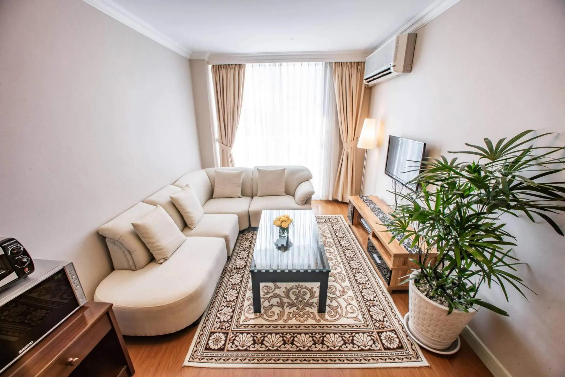 Saigon Court Serviced Apartment