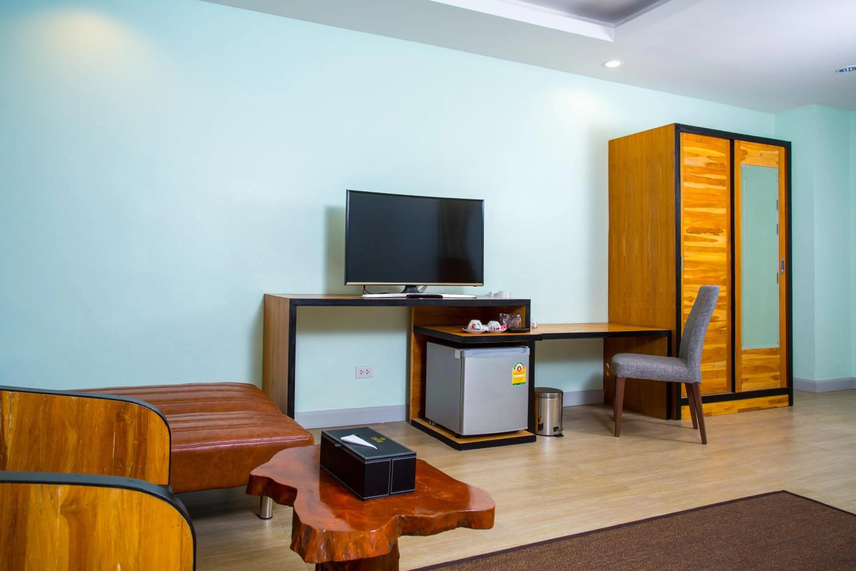 TV and multimedia in Triple B Boutique Residence