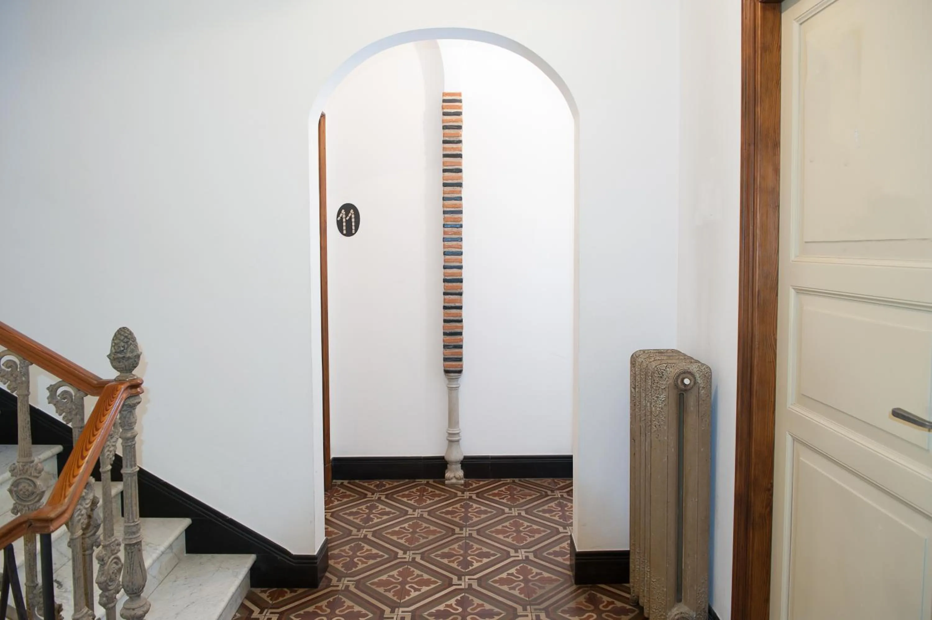 Decorative detail in Albergo Vittoria