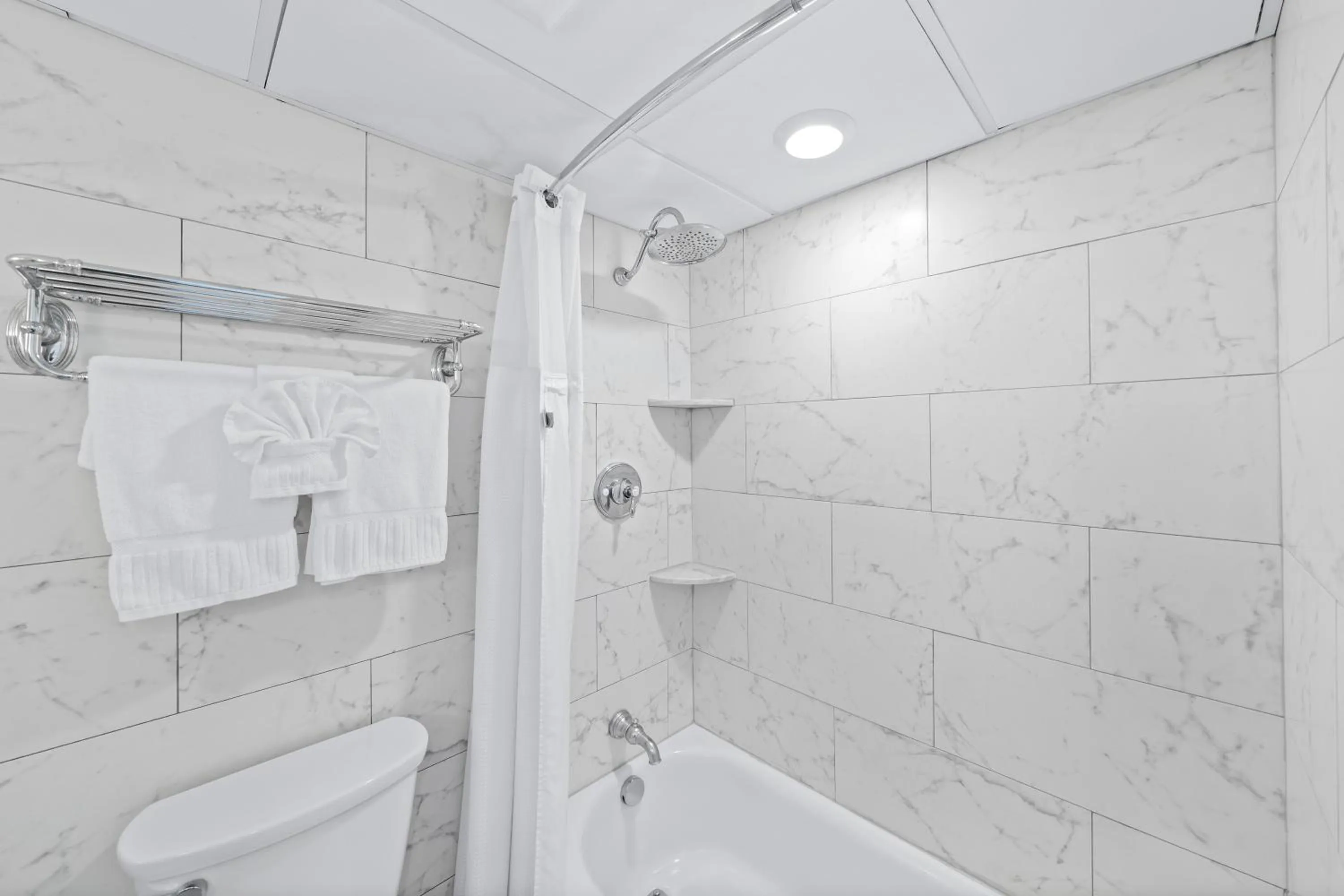 Bathroom in ICONA Avalon