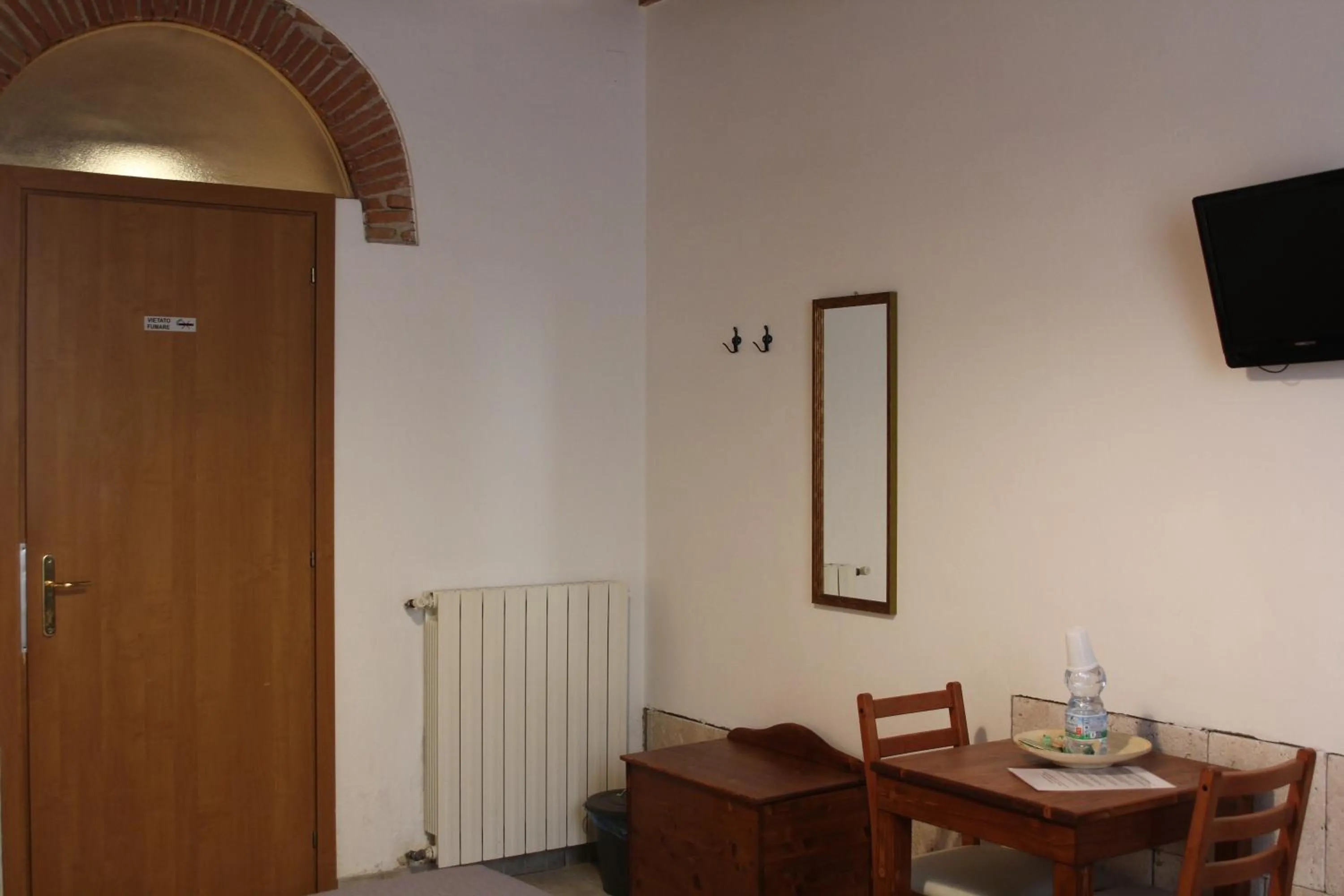 Photo of the whole room in Bed & Tower