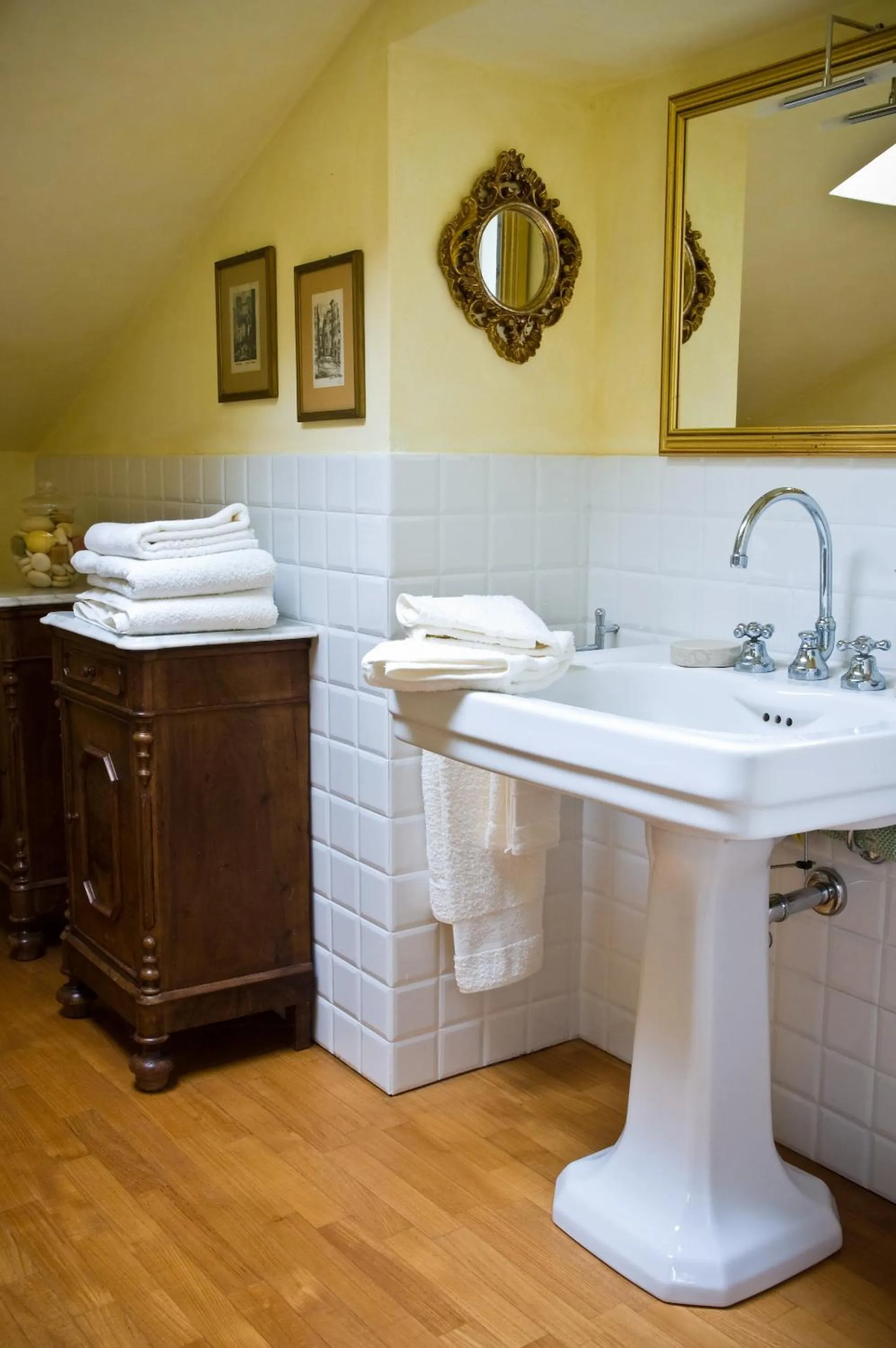 Bathroom in La Torretta Bobbio