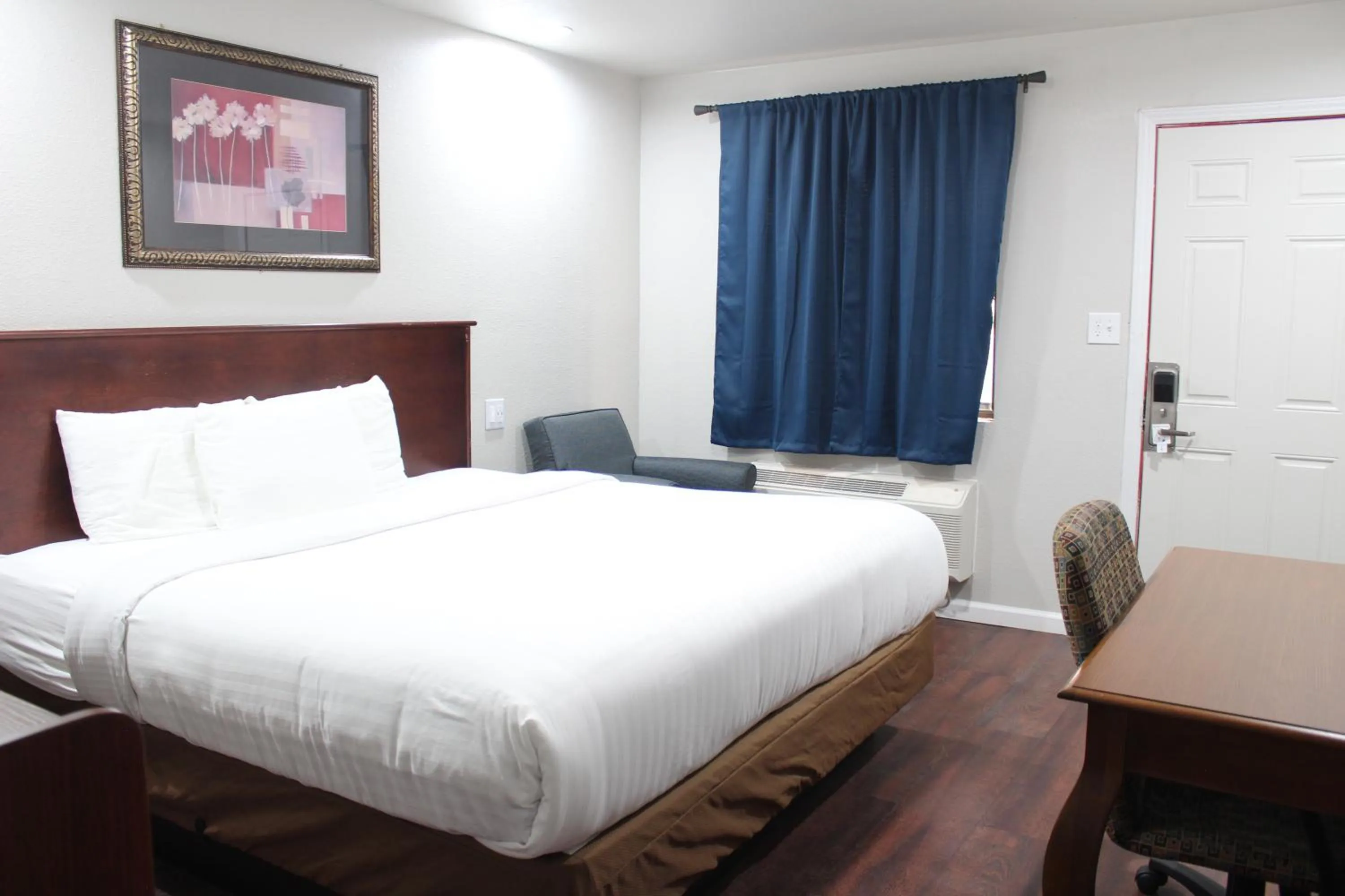 Bed in Thunderbird Motel Las Vegas/ New Mexico