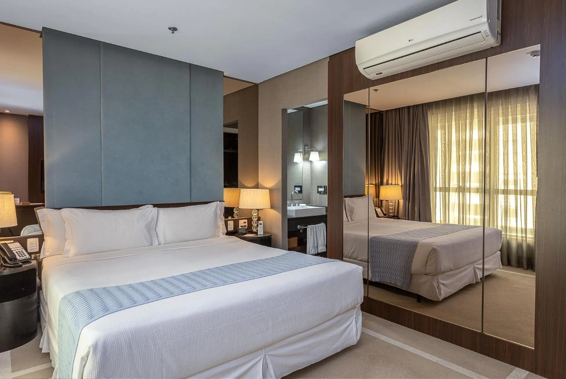 Bedroom, Bed in Hotel Cadoro São Paulo