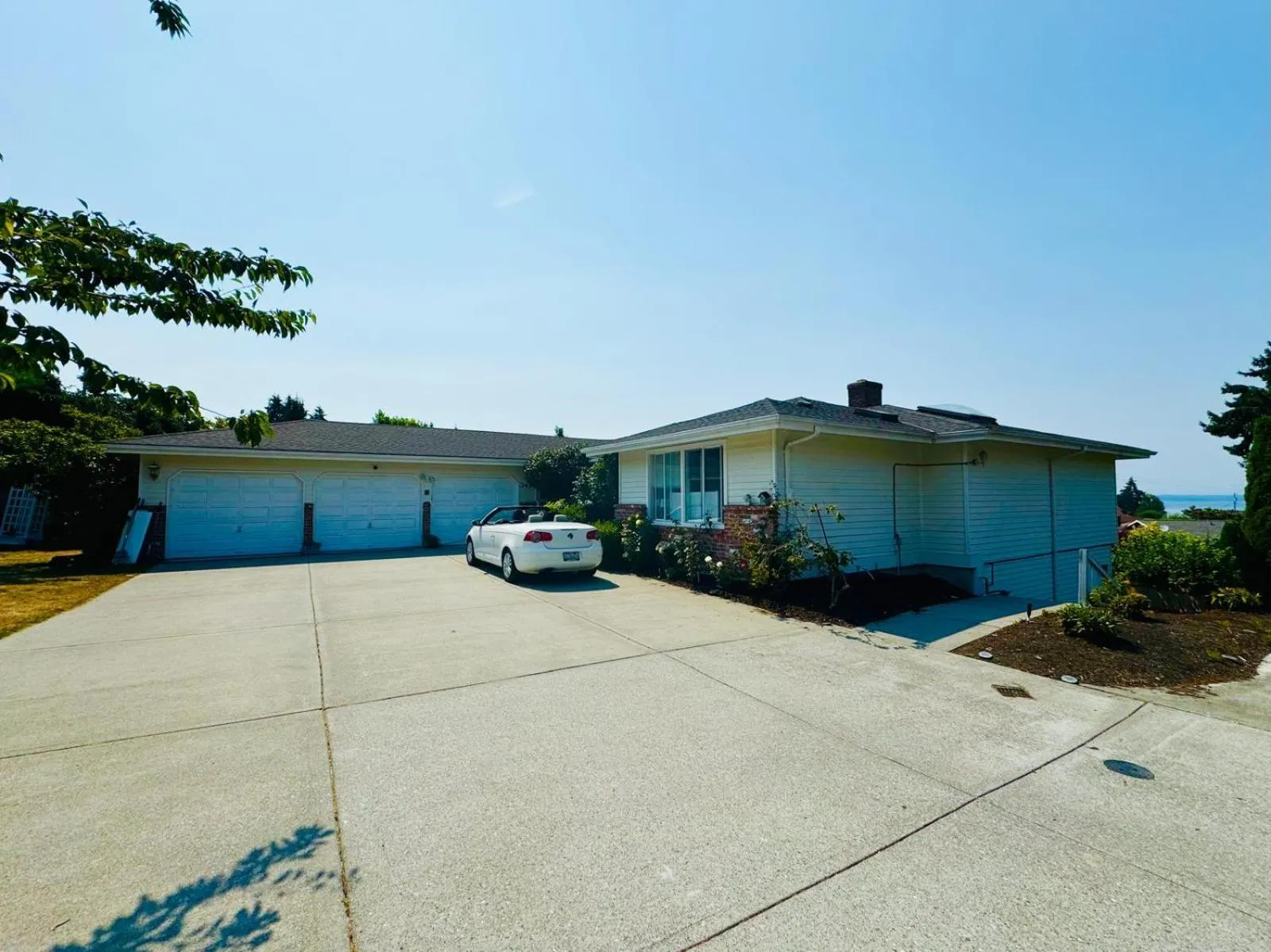 Property building in Villa Rivarola