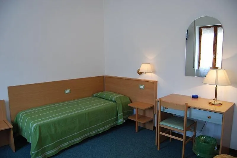 Bed in Hotel Etruria