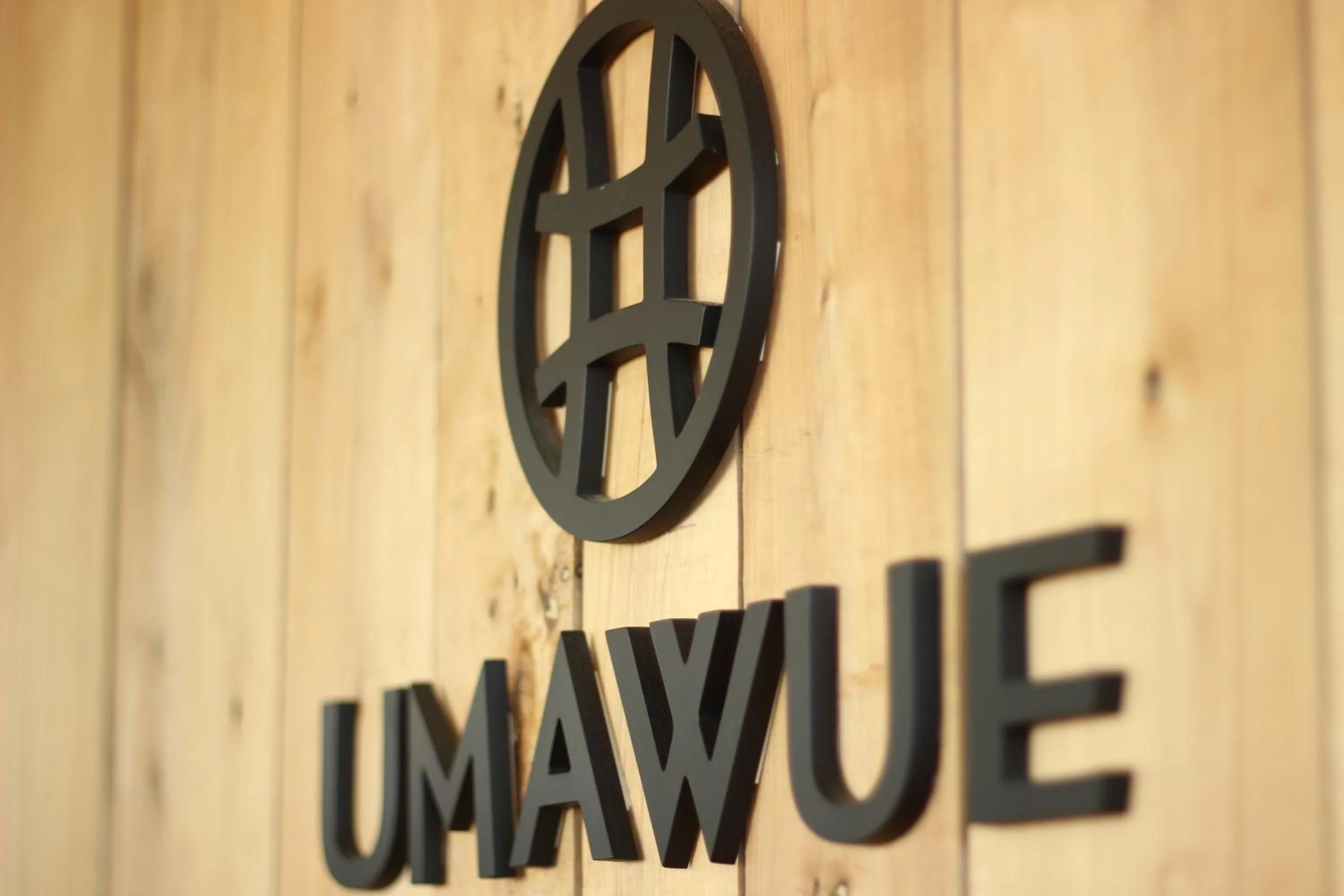 Logo/Certificate/Sign in Hotel Umawue