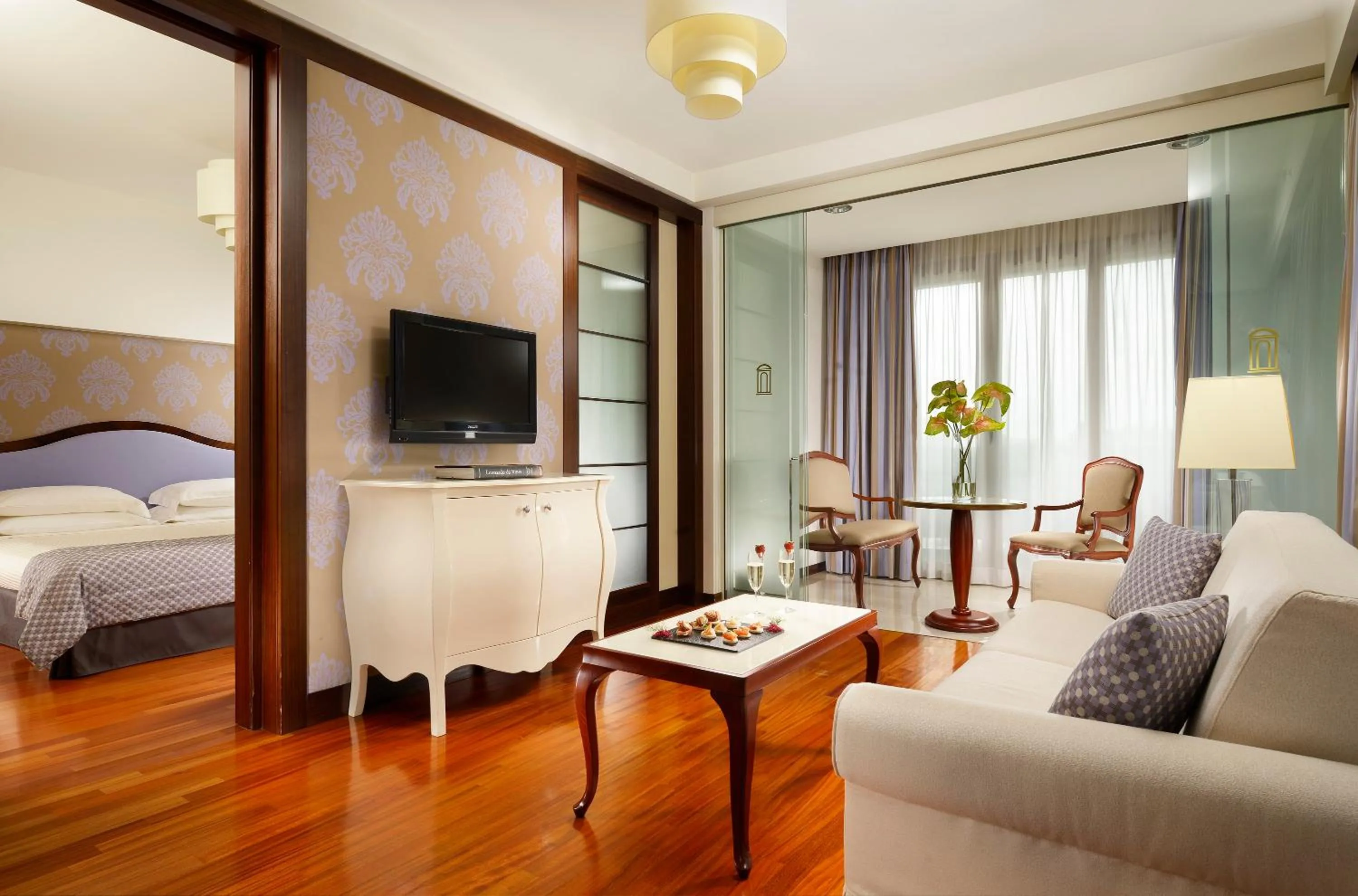 Bedroom, Bed in UNA Hotels Expo Fiera Milano