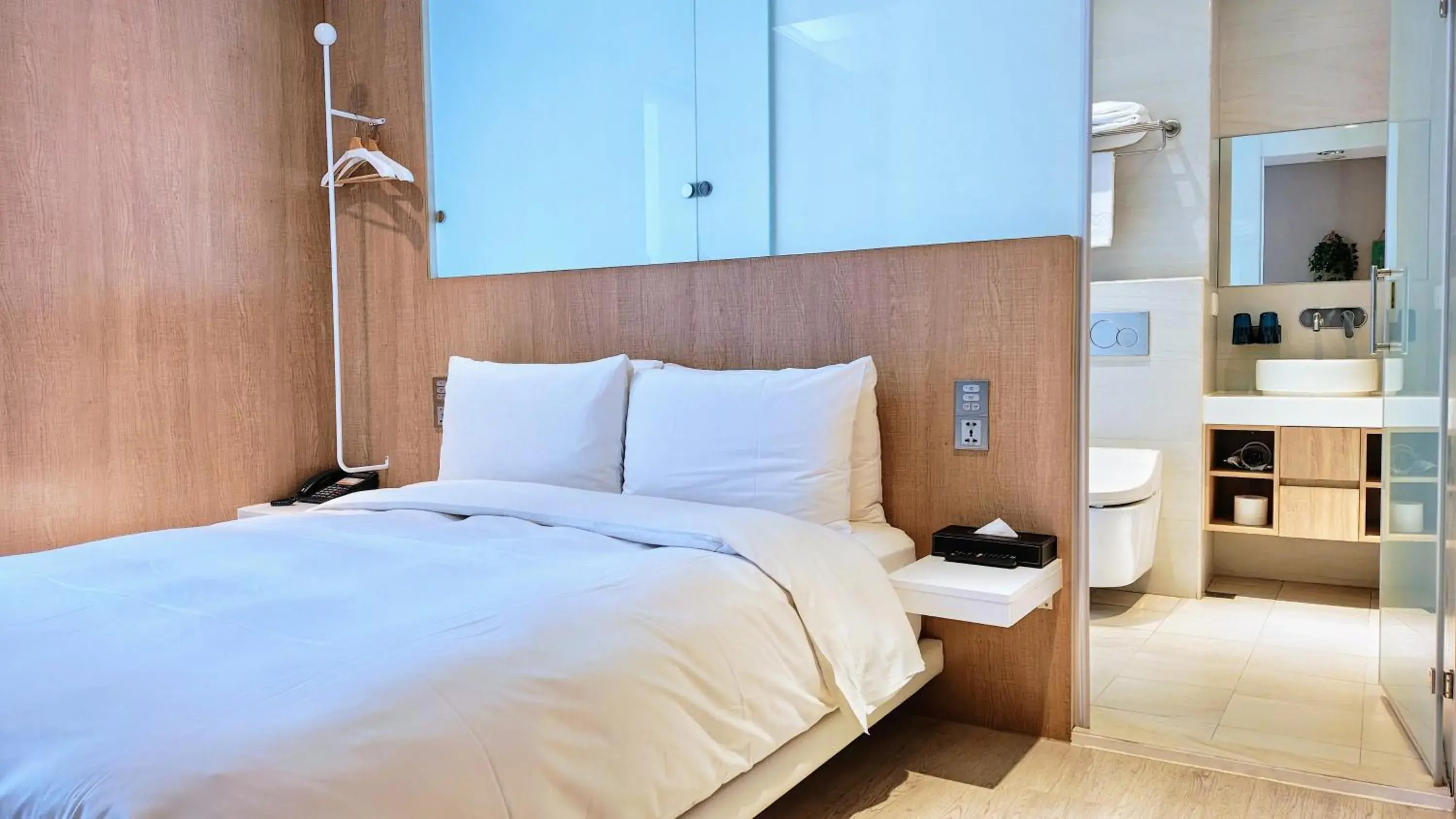 Standard Double Room in Hotel Mapp Standard Double Room in Hotel Mapp