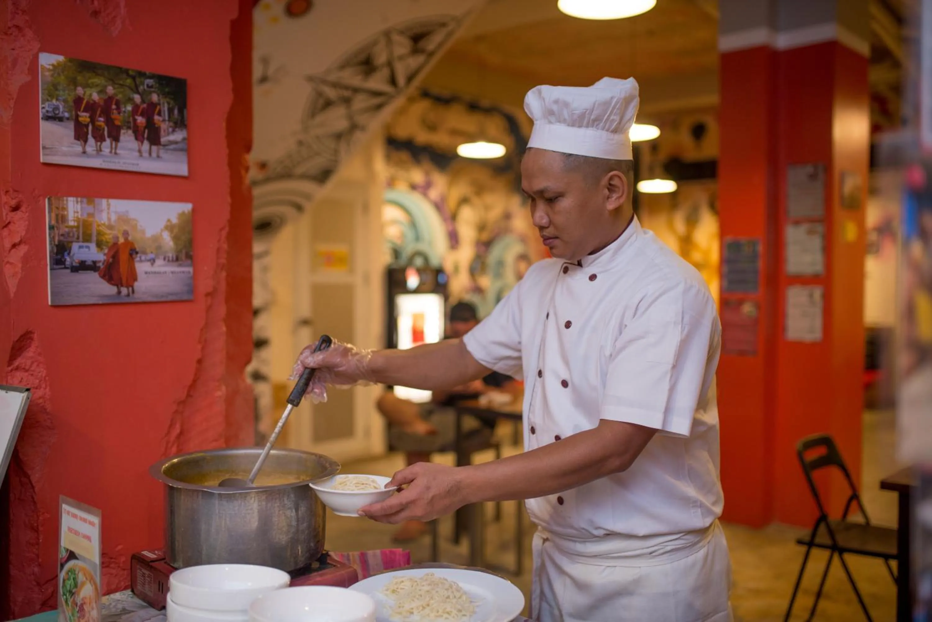 Staff in Ostello Bello Mandalay