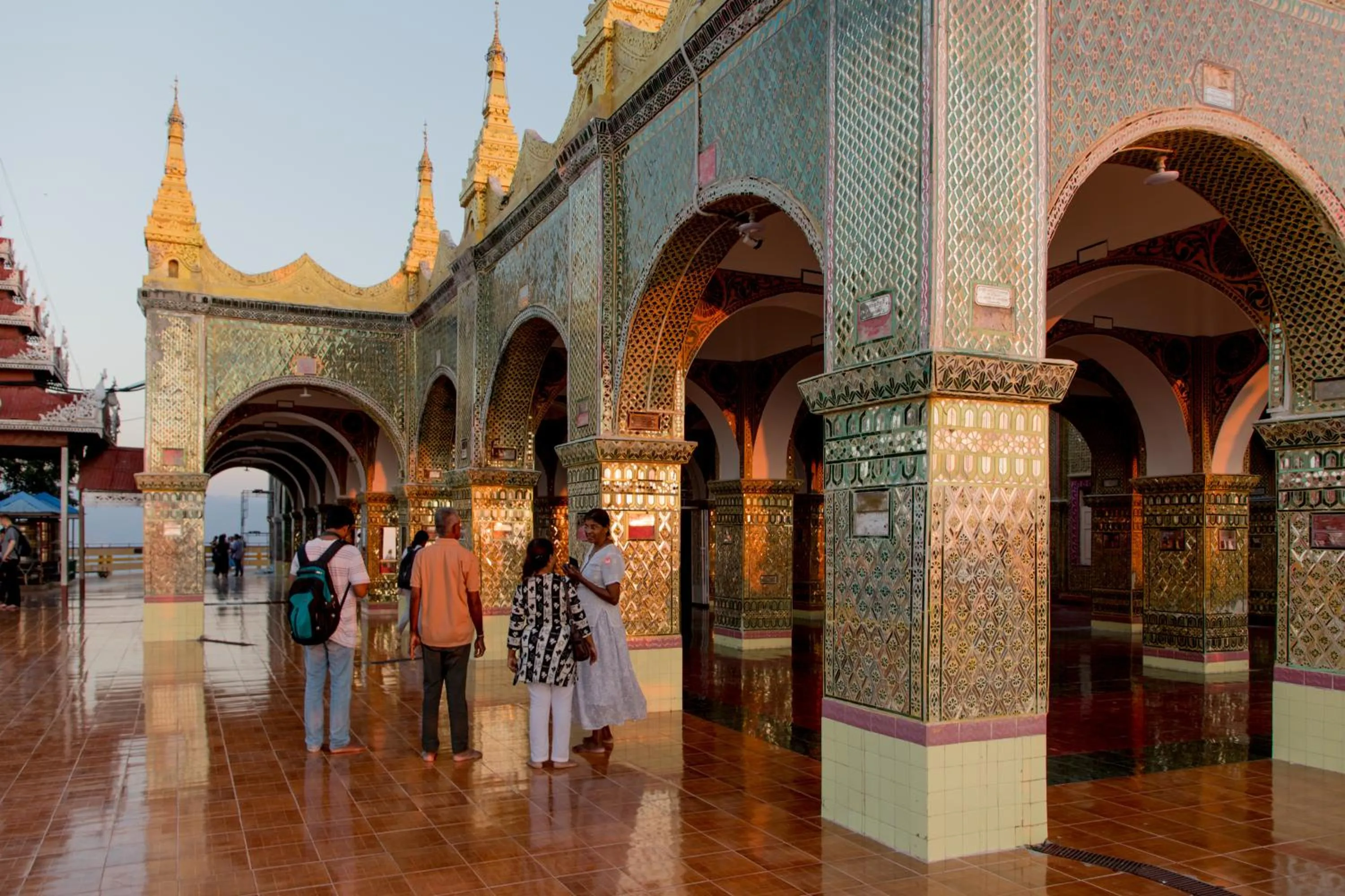Nearby landmark in Ostello Bello Mandalay