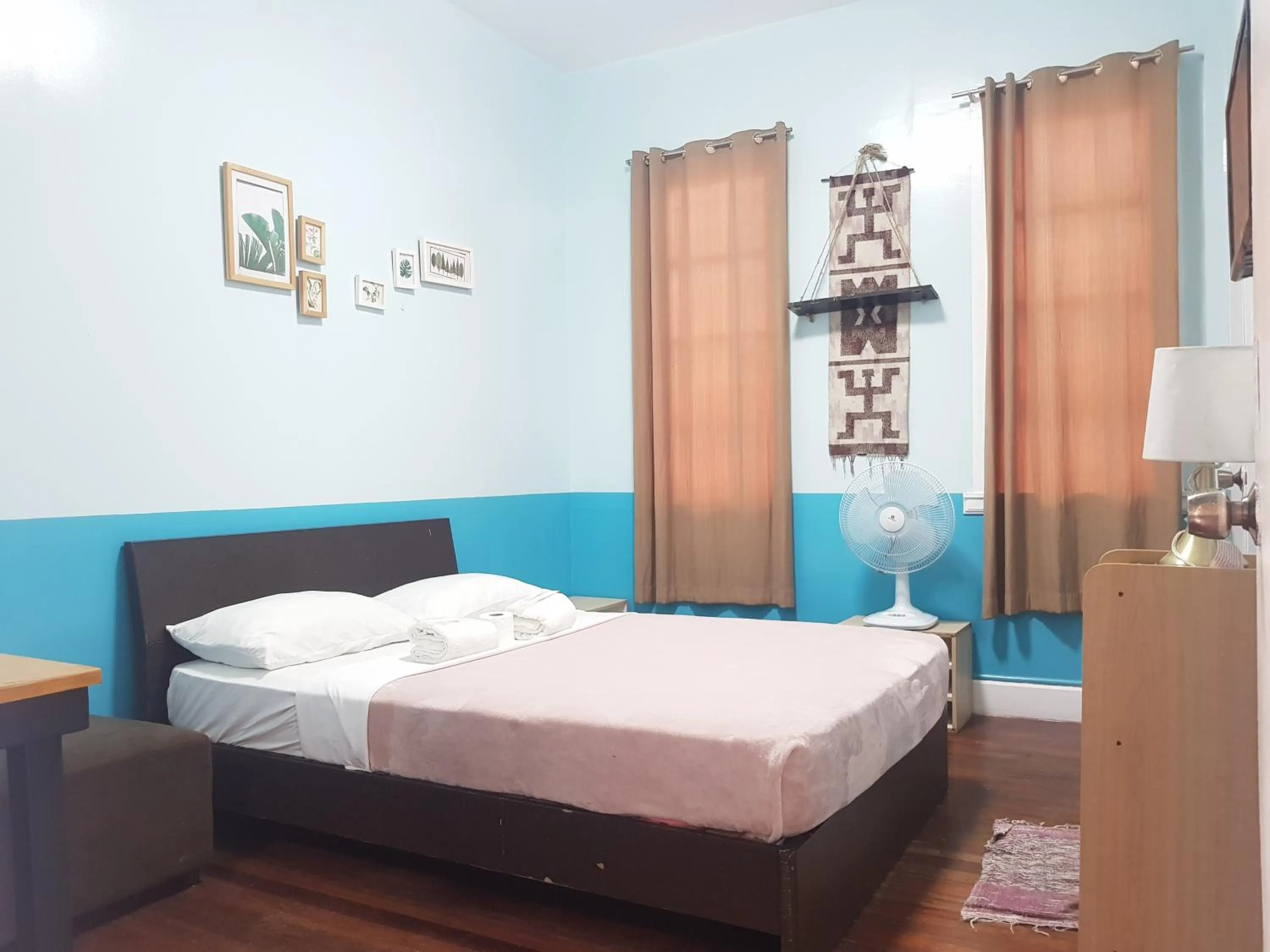 Bedroom, Bed in Old Orangewood Bed & Breakfast