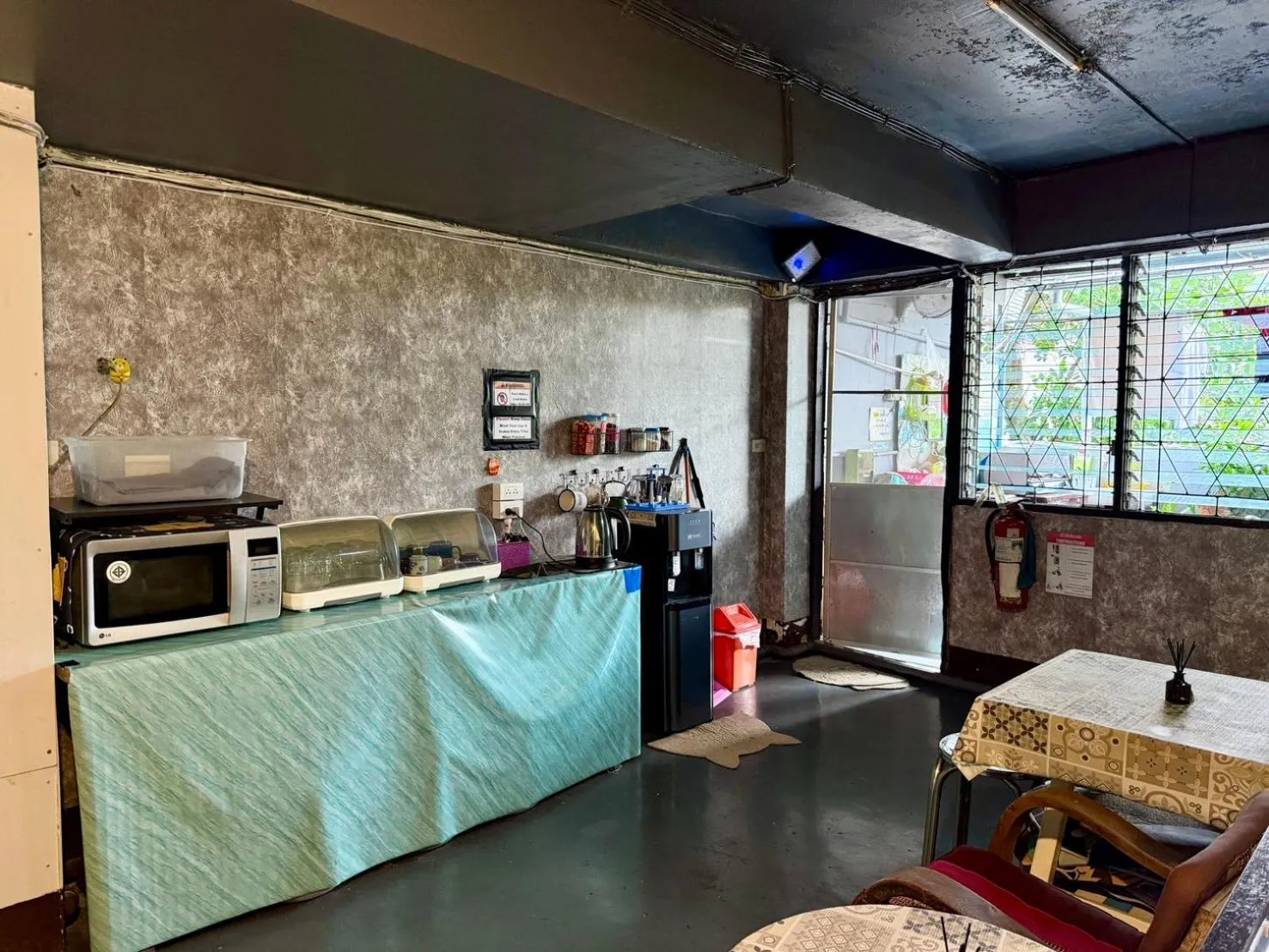 Coffee/tea facilities in J Giant Hostel